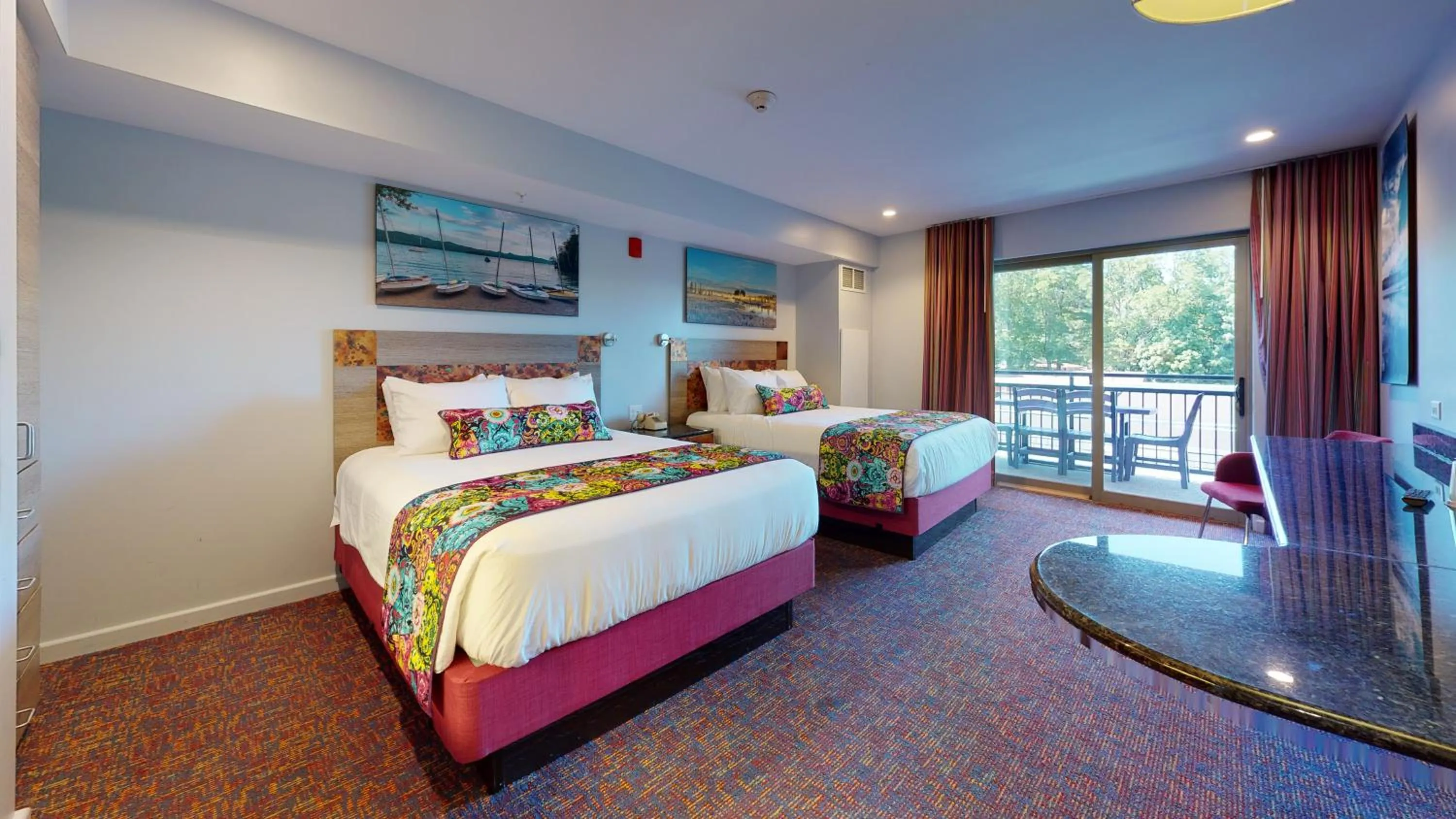 Bedroom, Bed in Surfside On The Lake