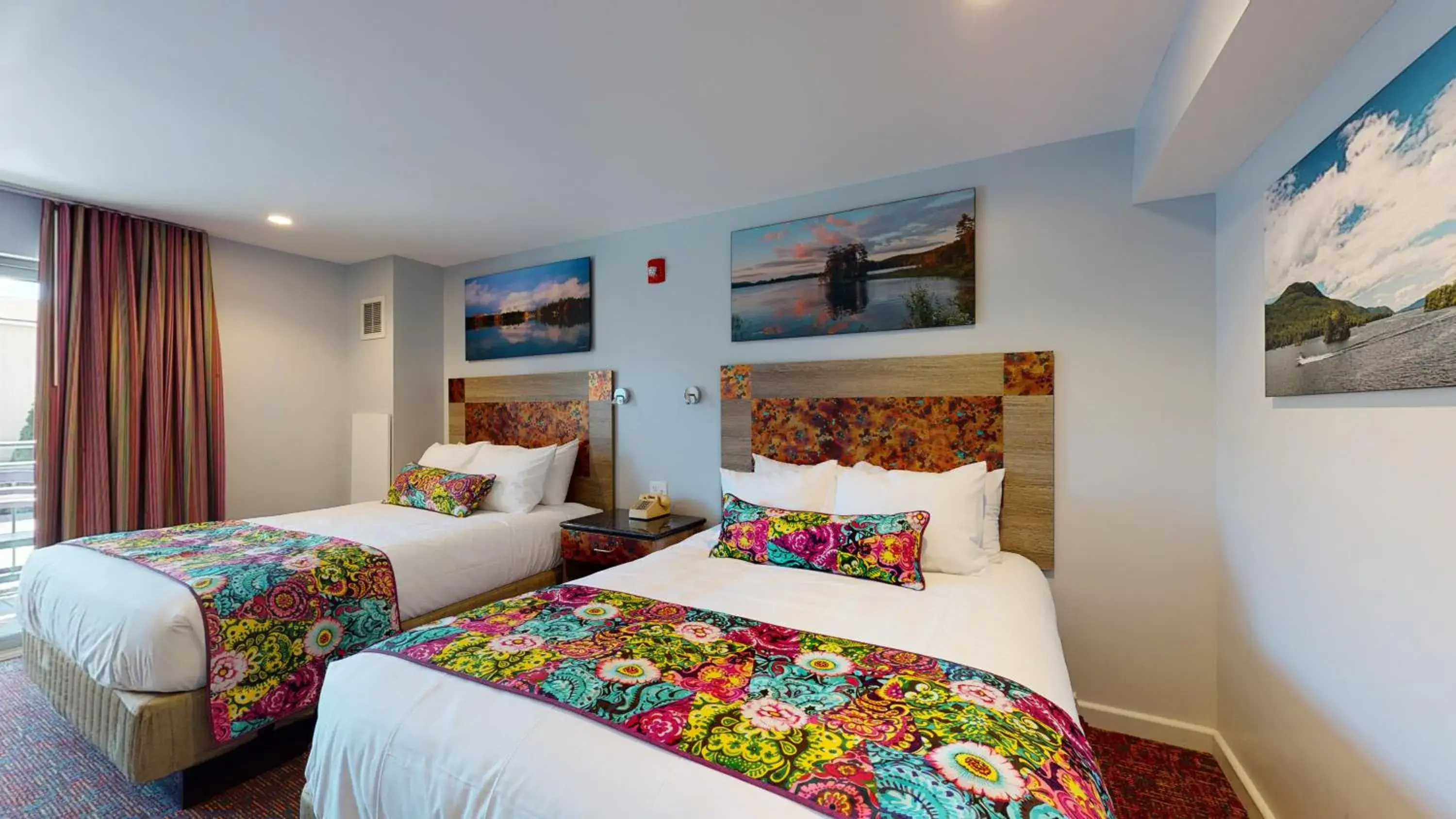 Queen Room - Disability Access in Surfside On The Lake Queen Room - Disability Access in Surfside On The Lake