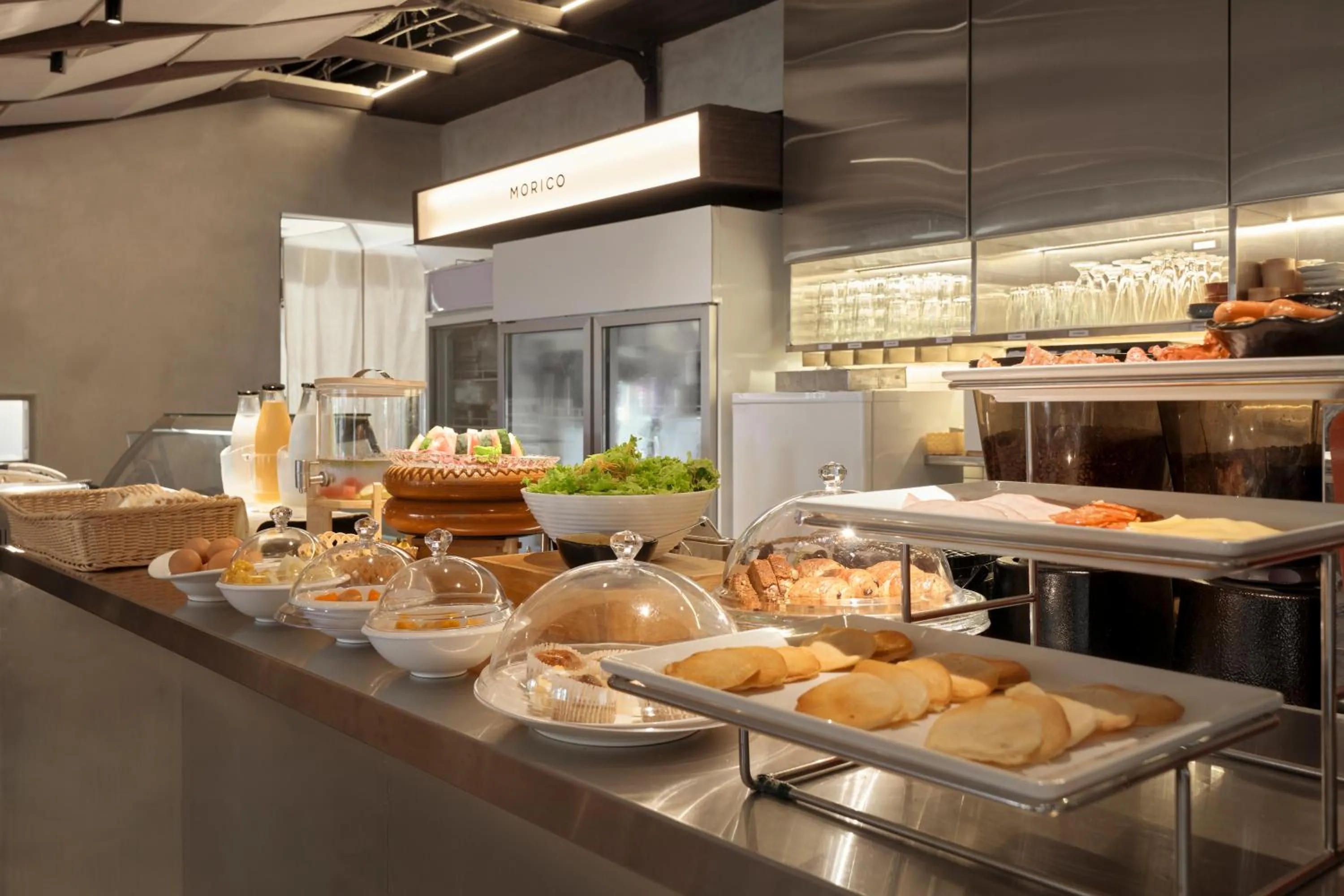 Restaurant/places to eat in Somerset Chancellor Court Ho Chi Minh City