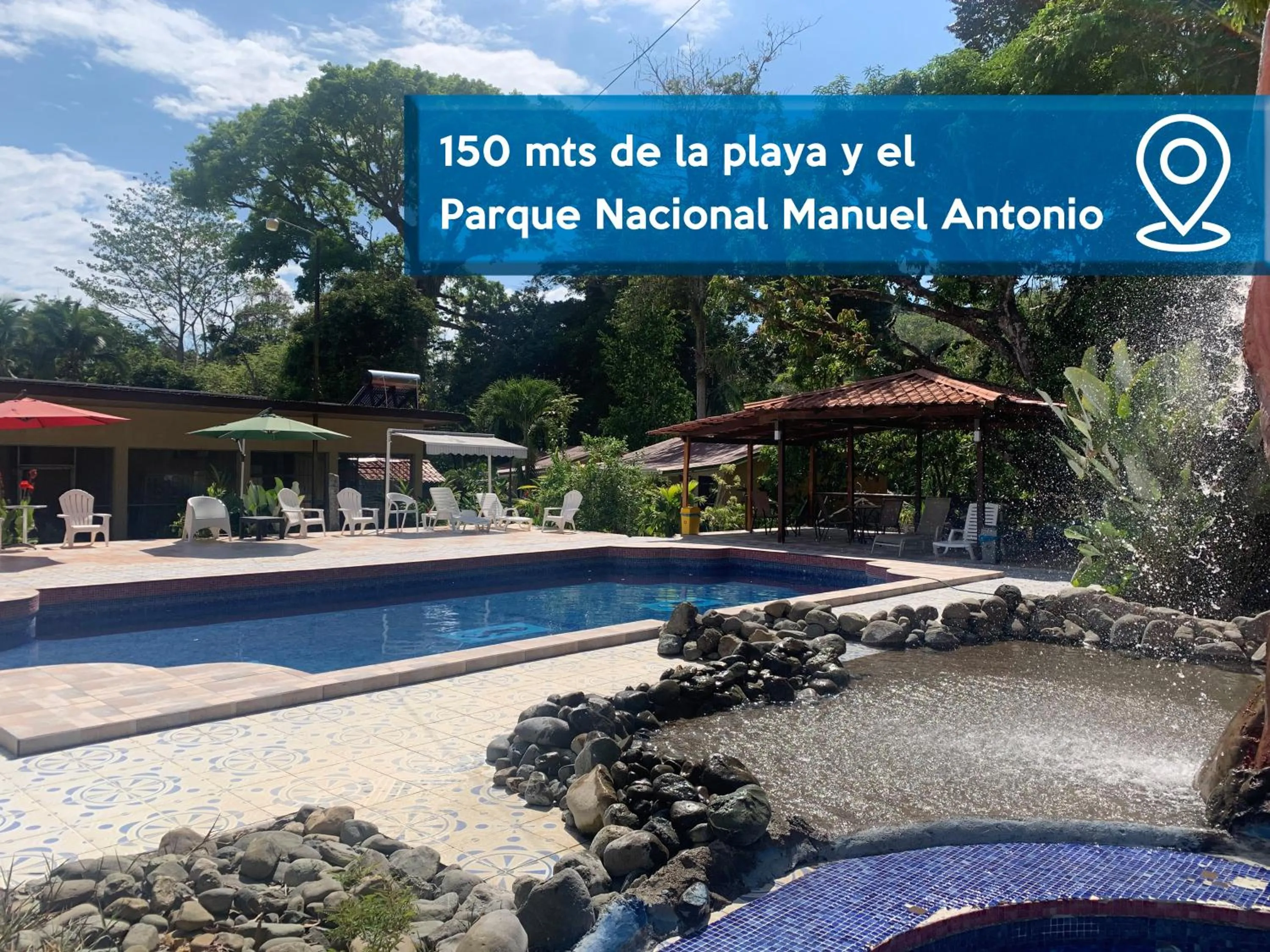 Swimming pool in Hotel Manuel Antonio Park