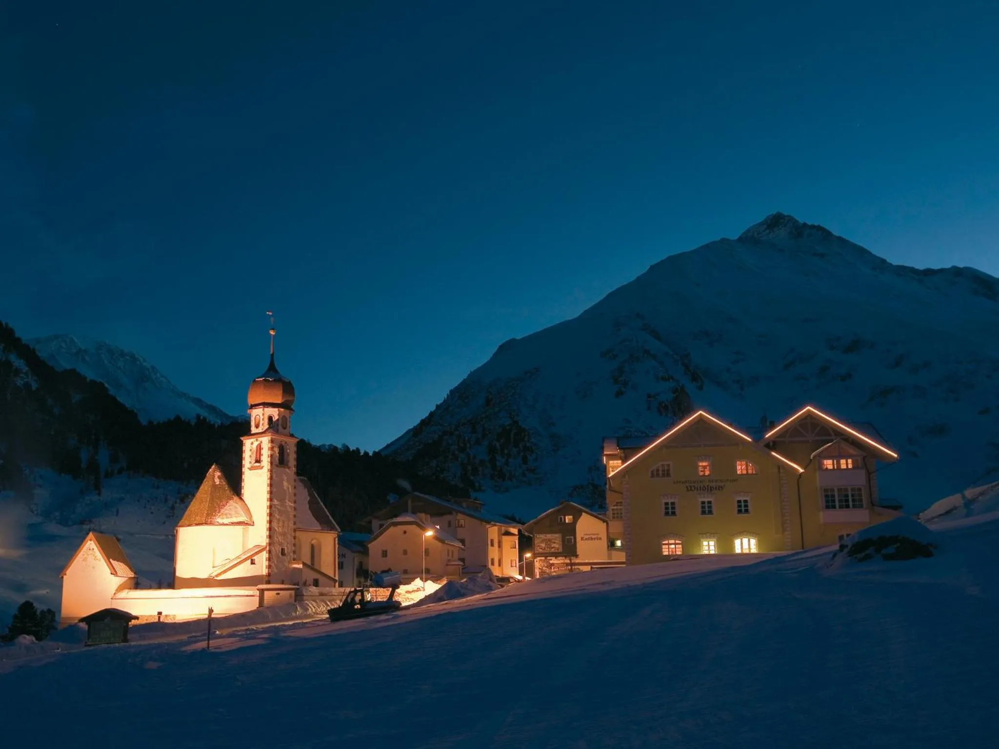 Winter in first mountain Hotel Ötztal
