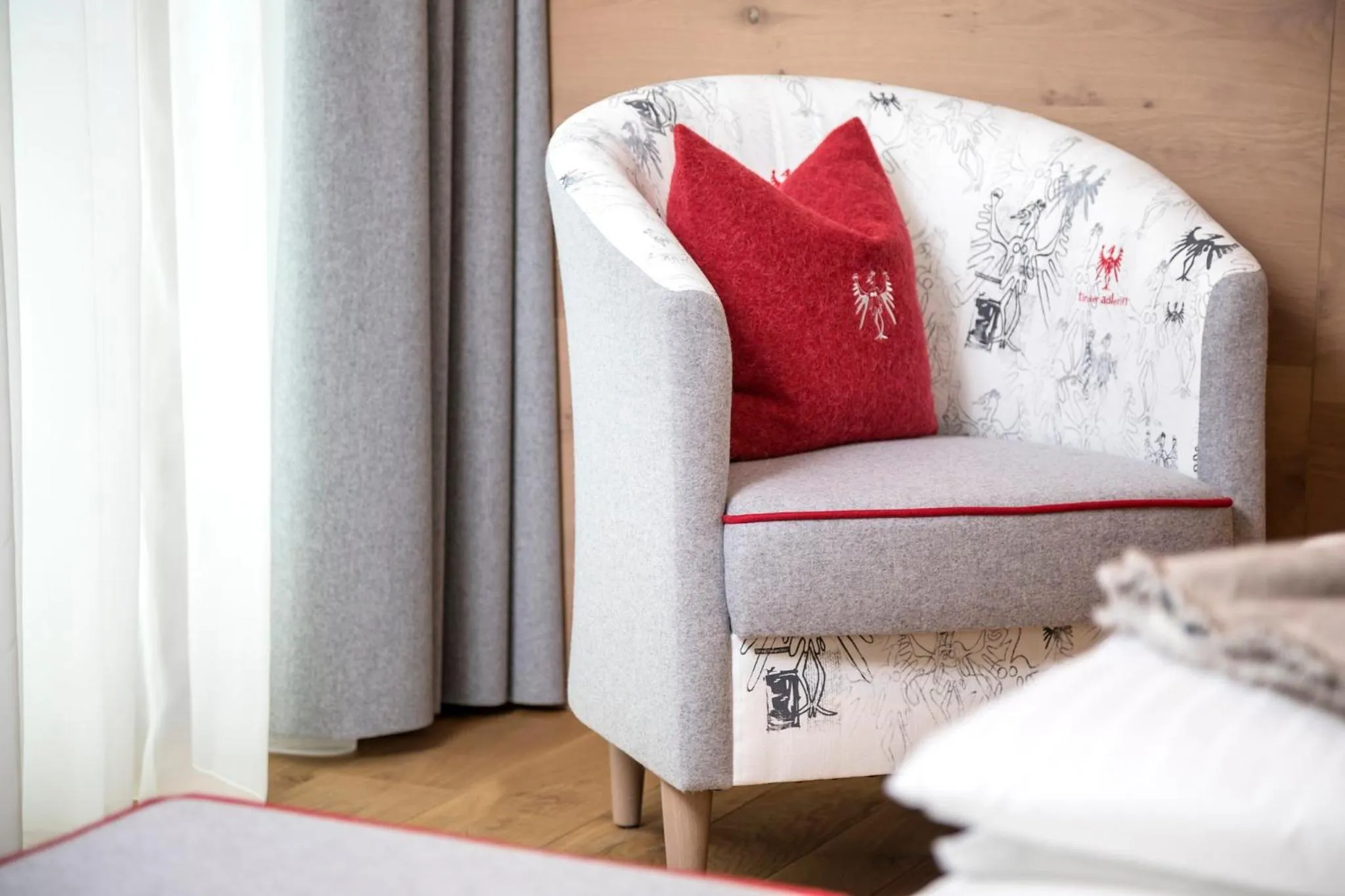 Photo of the whole room, Bed in Das Hohe Salve Sportresort, 4 Sterne Superior