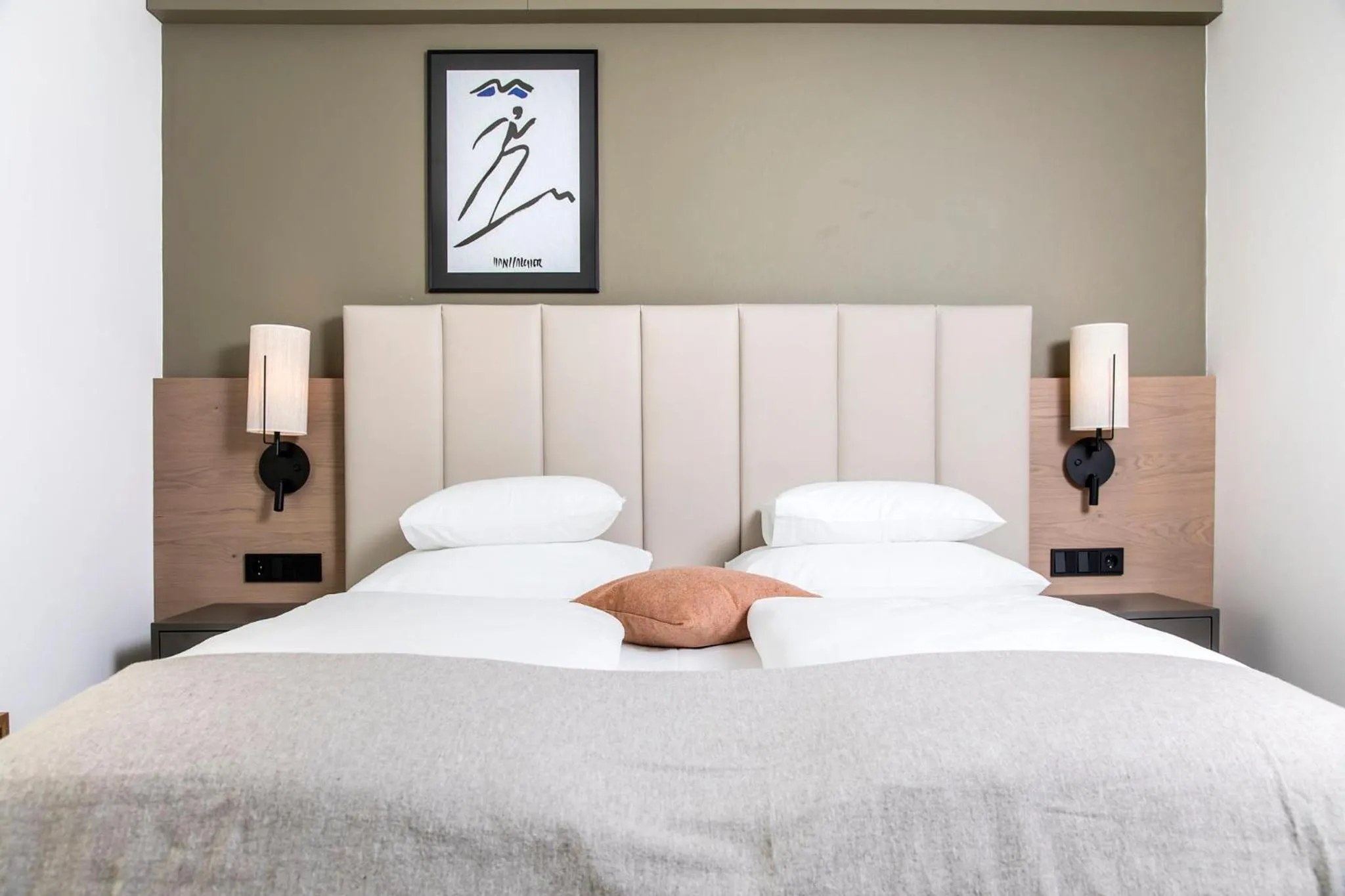 Photo of the whole room, Bed in Das Hohe Salve Sportresort, 4 Sterne Superior