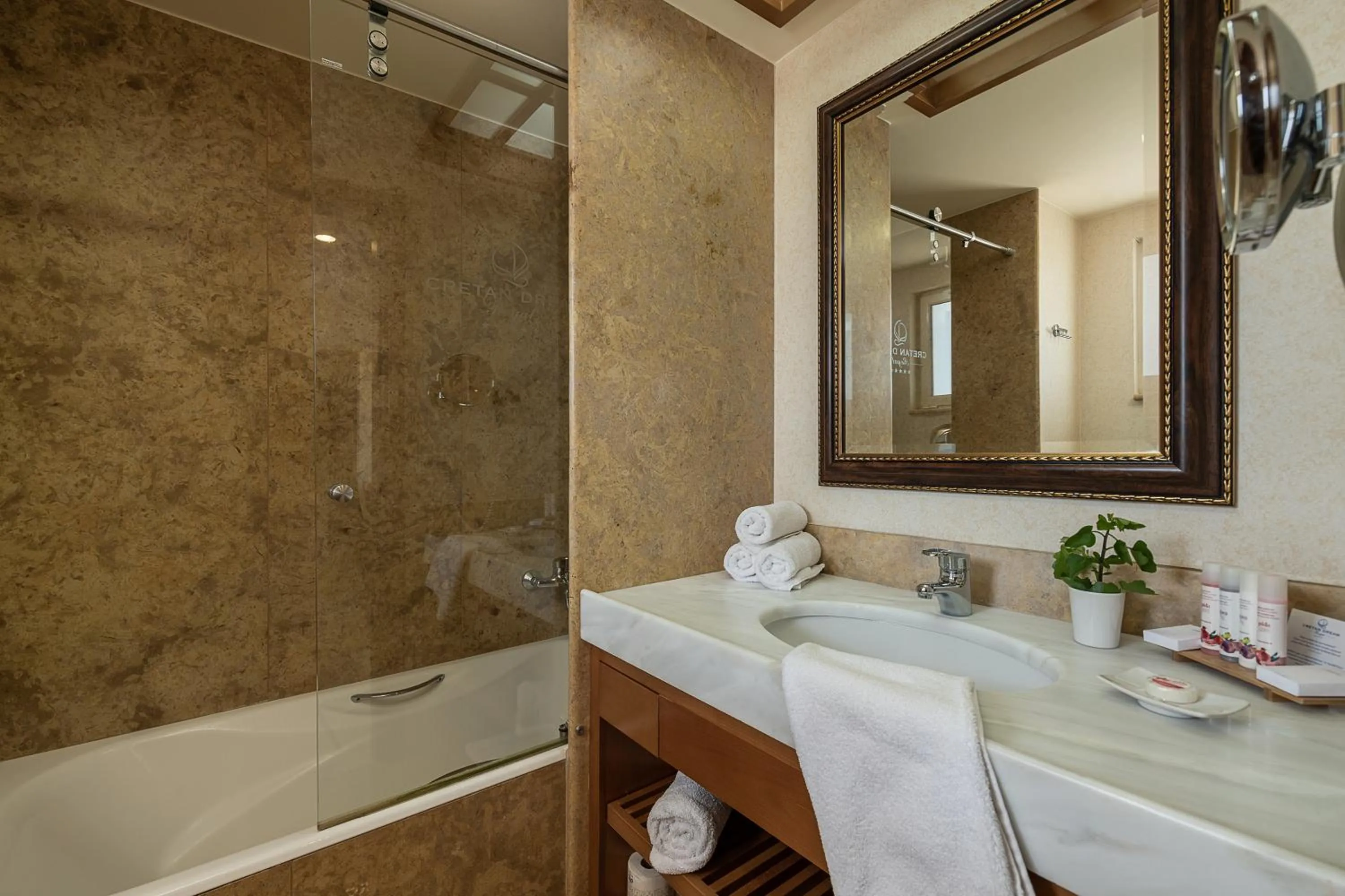 Bathroom in Cretan Dream Resort & Spa