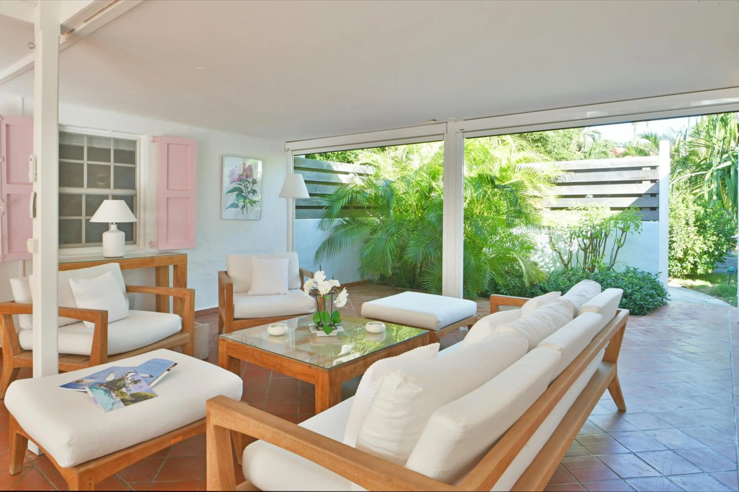 Garden in Les Ilets De La Plage