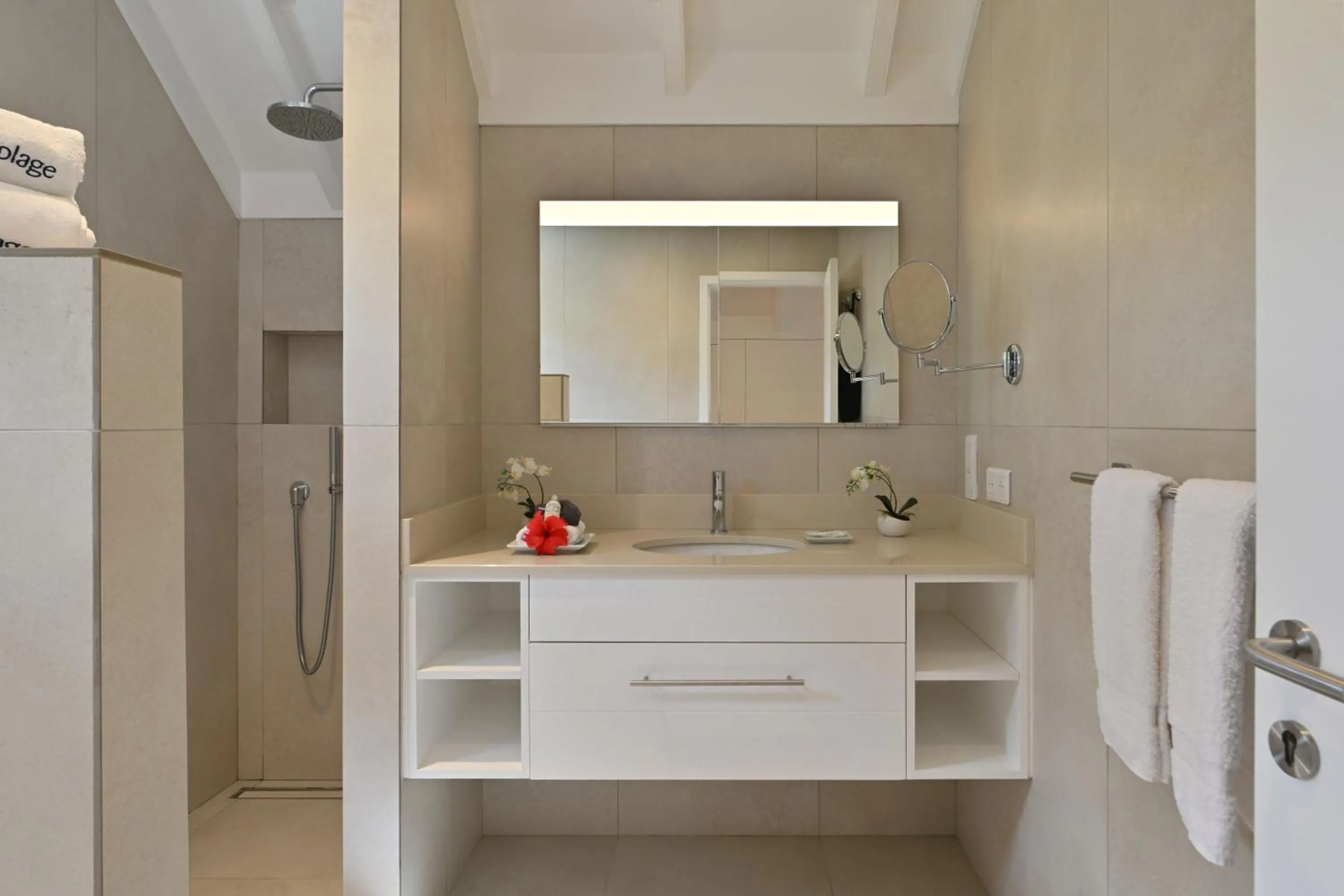 Bathroom in Les Ilets De La Plage