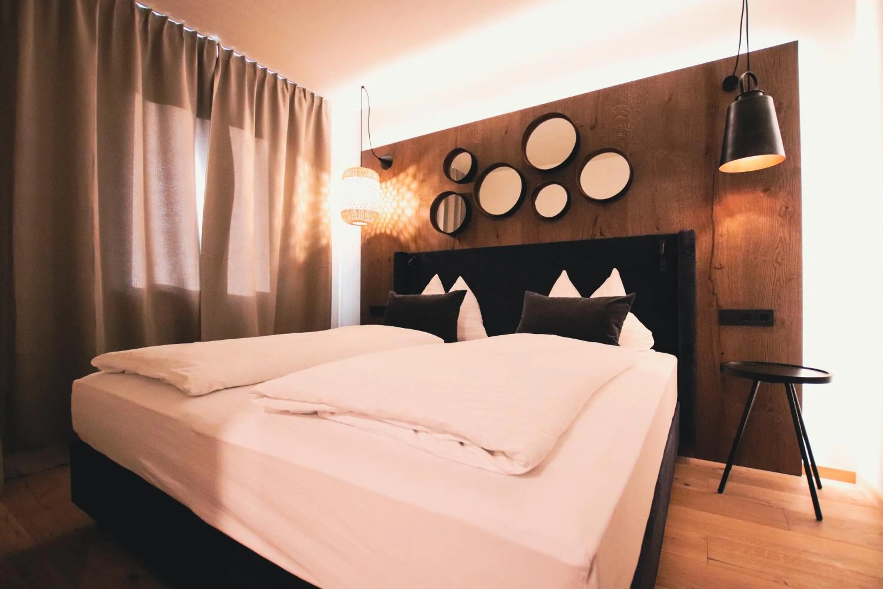 Bedroom, Bed in SOULSISTERS' Hotel 4 Sterne Superior