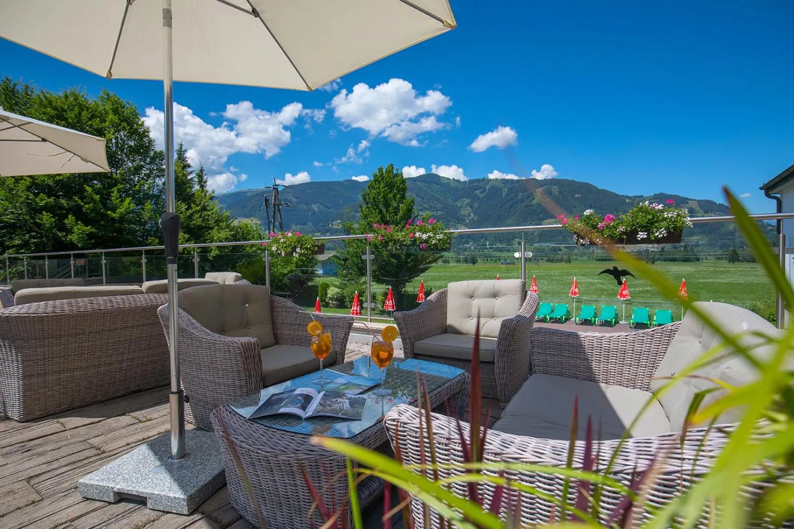 Garden in SOULSISTERS' Hotel 4 Sterne Superior