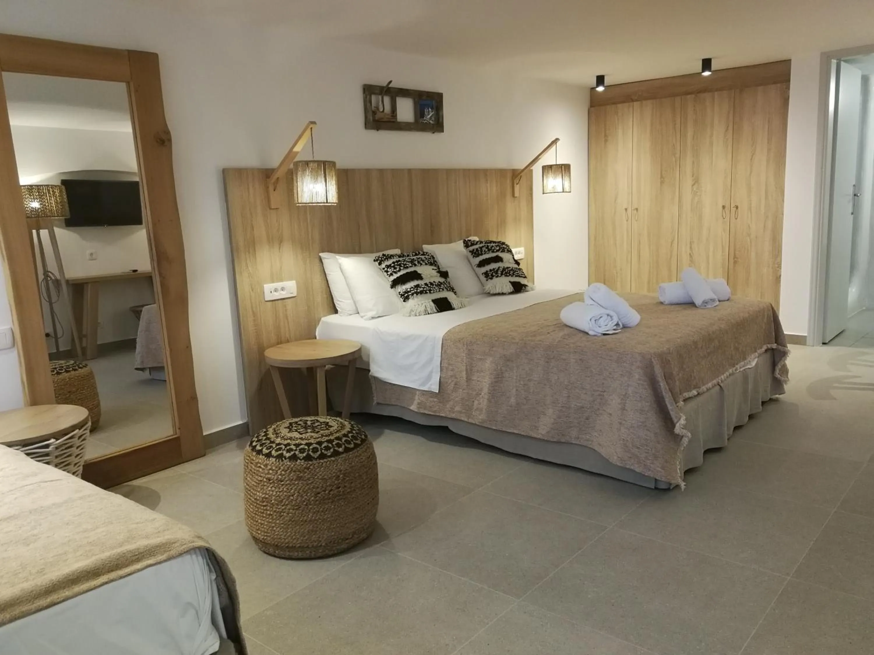 Bed in Kokkinos Villas