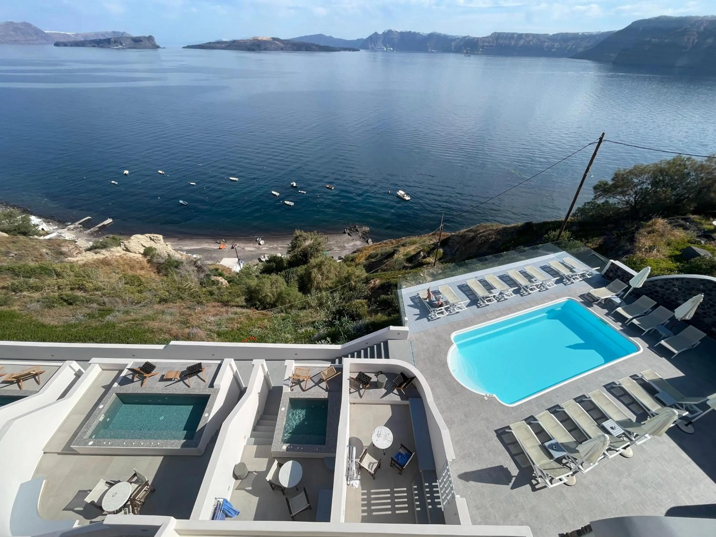 Swimming pool in Kokkinos Villas