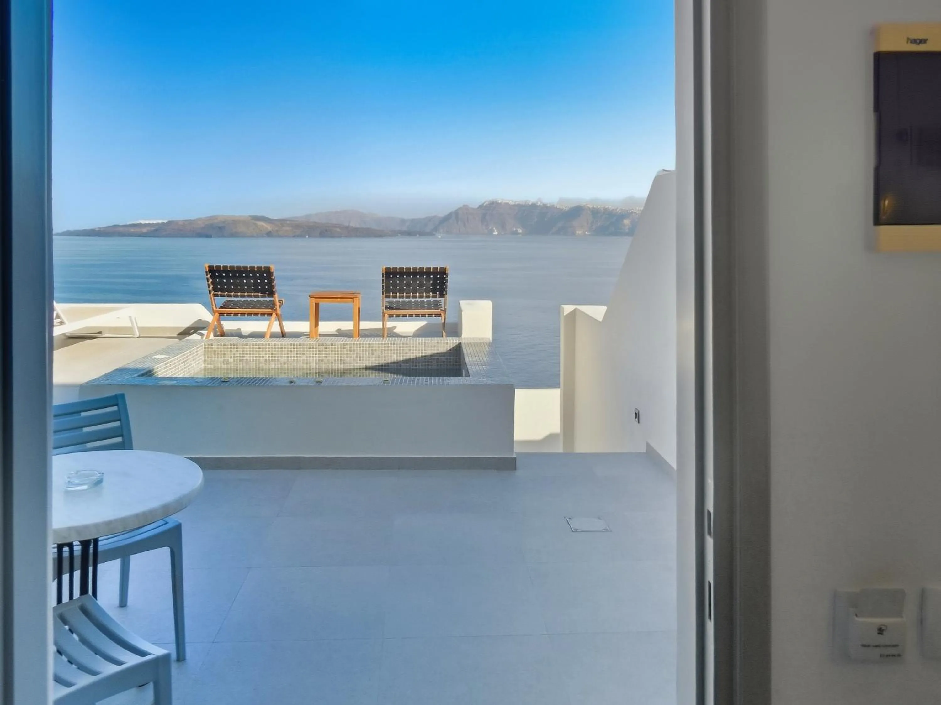 Hot Tub in Kokkinos Villas