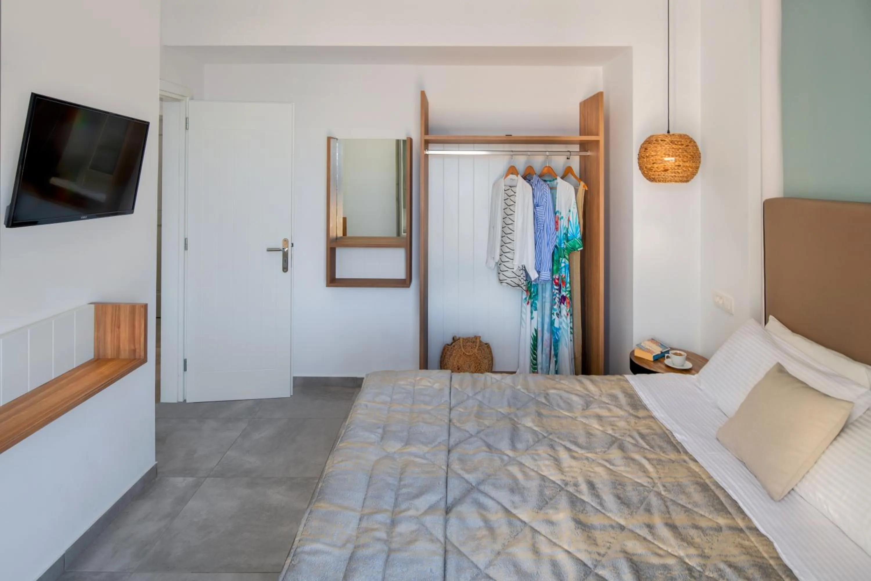 Bed in Kokkinos Villas