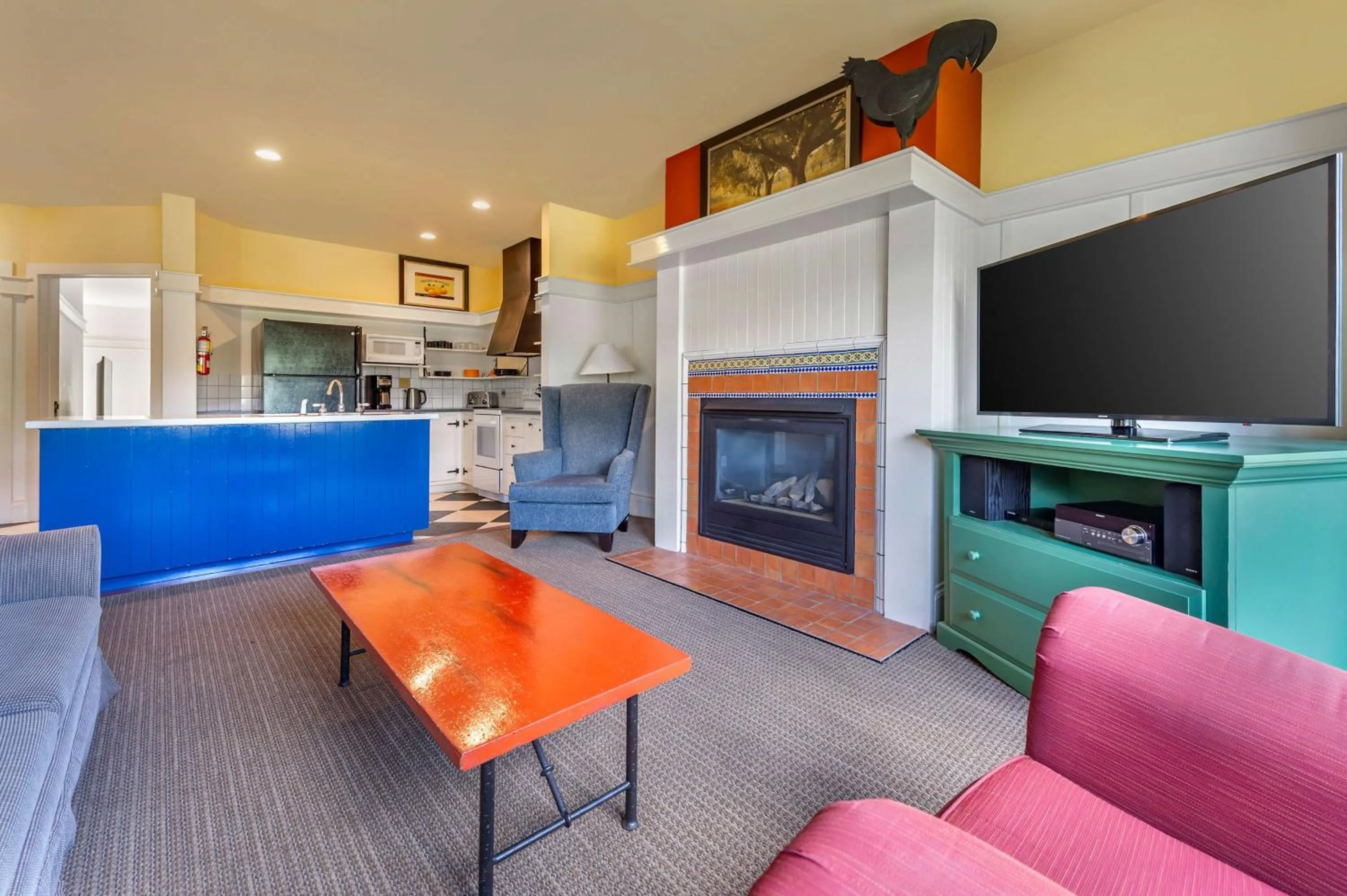 Living room in Hilton Grand Vacations Club Tremblant Canada