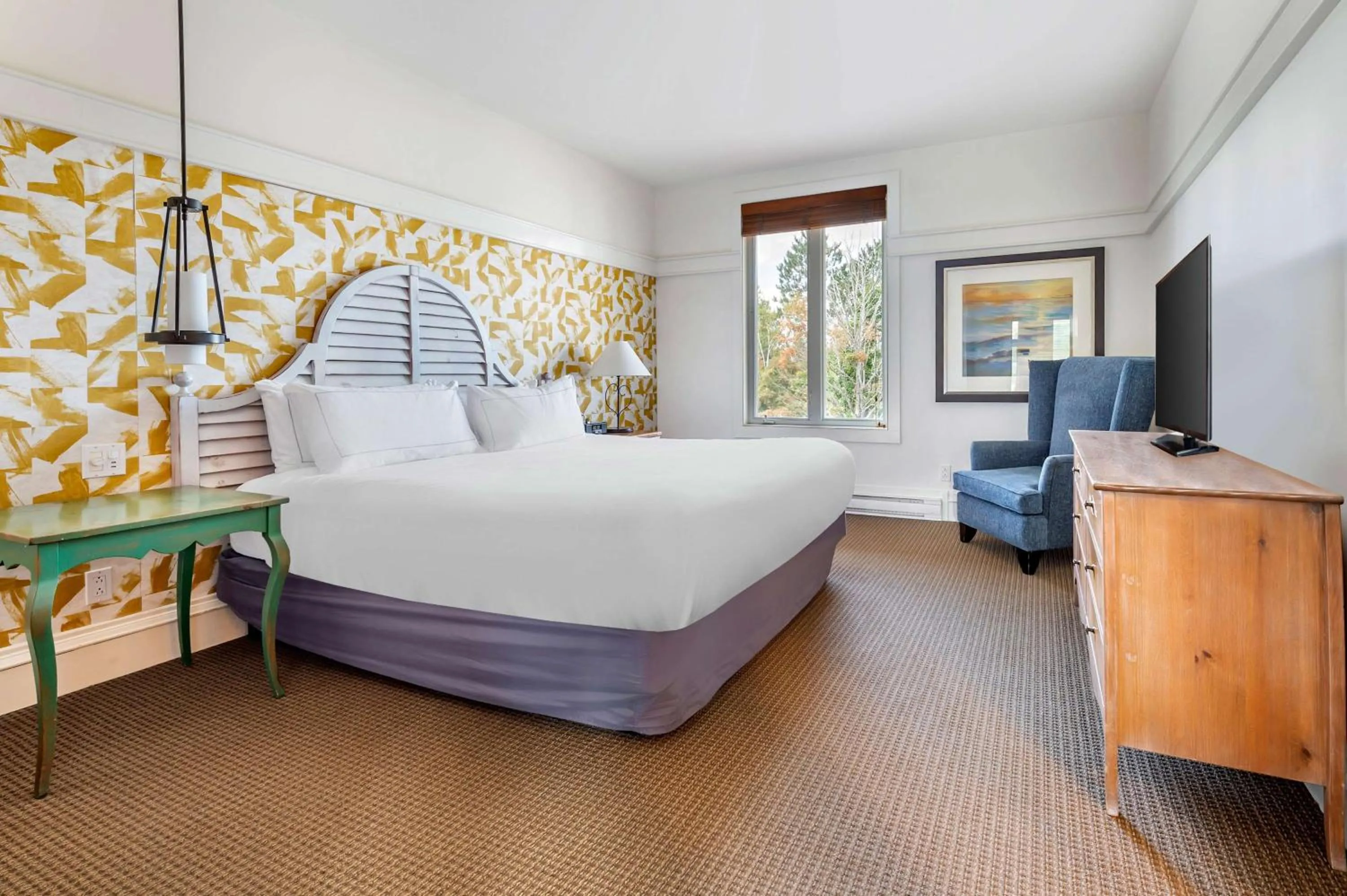 Bed in Hilton Grand Vacations Club Tremblant Canada