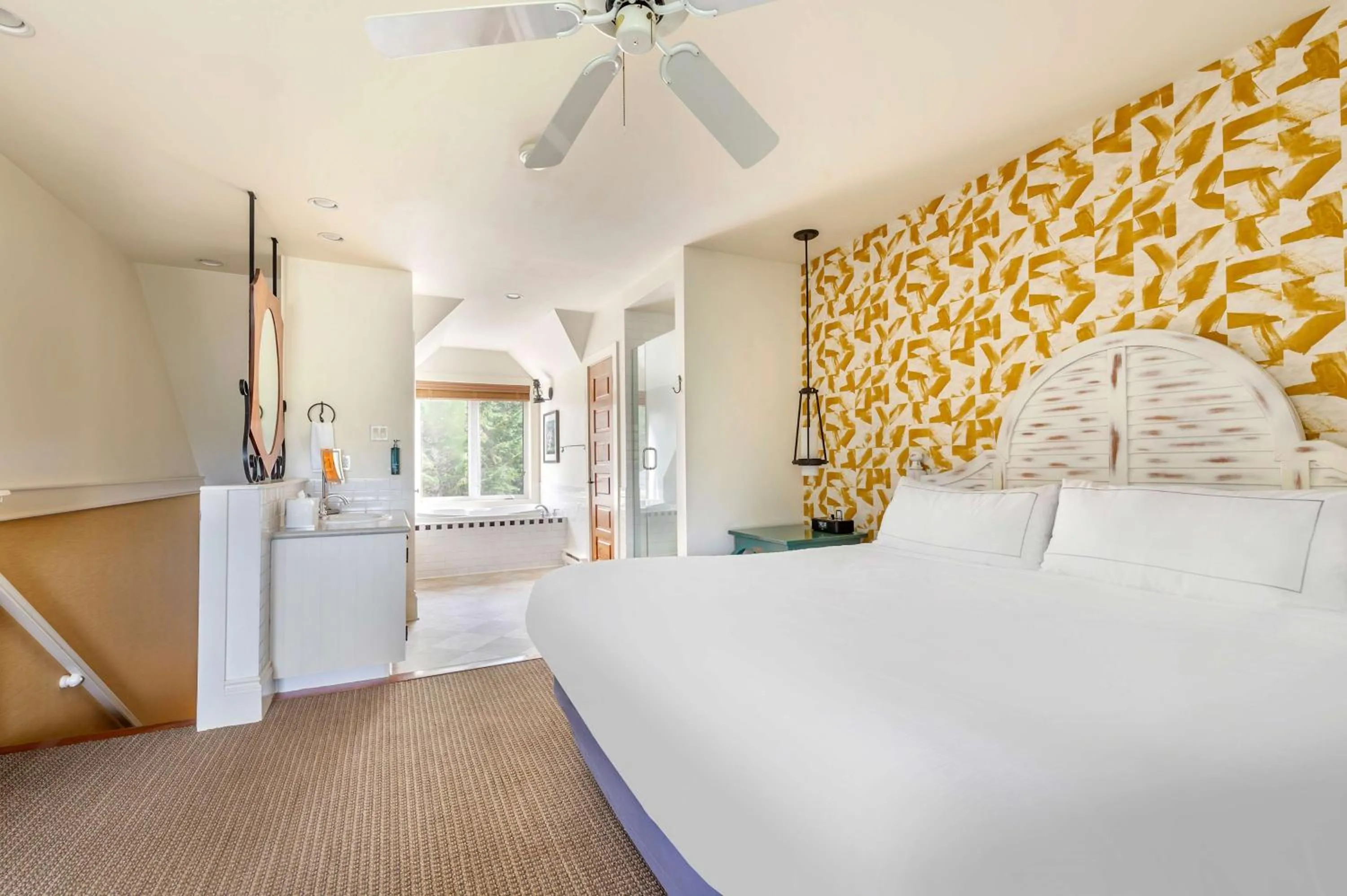 Bed in Hilton Grand Vacations Club Tremblant Canada