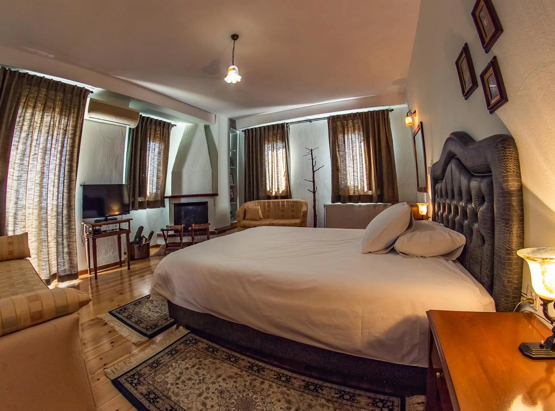 Bed in Horizon Hotel