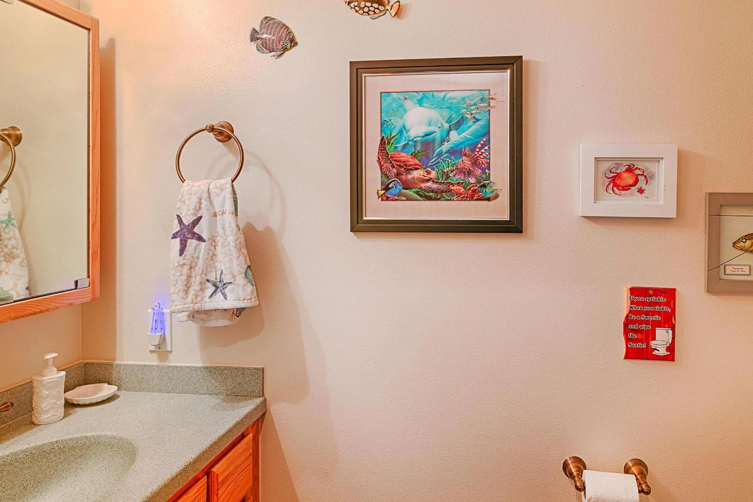 Beachfront Moclips Retreat w Hot Tub Fire Pit