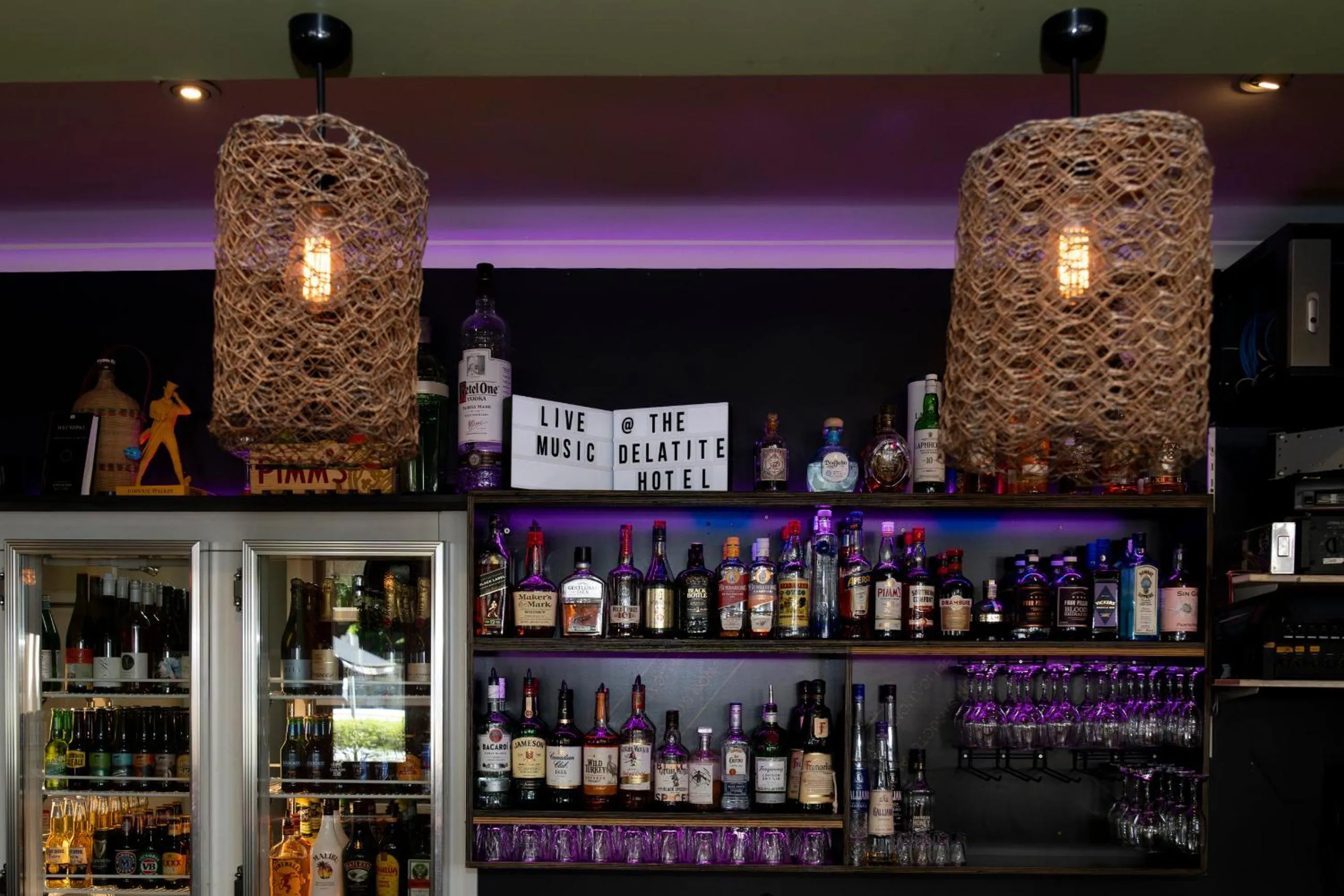 Restaurant/places to eat in Delatite Hotel