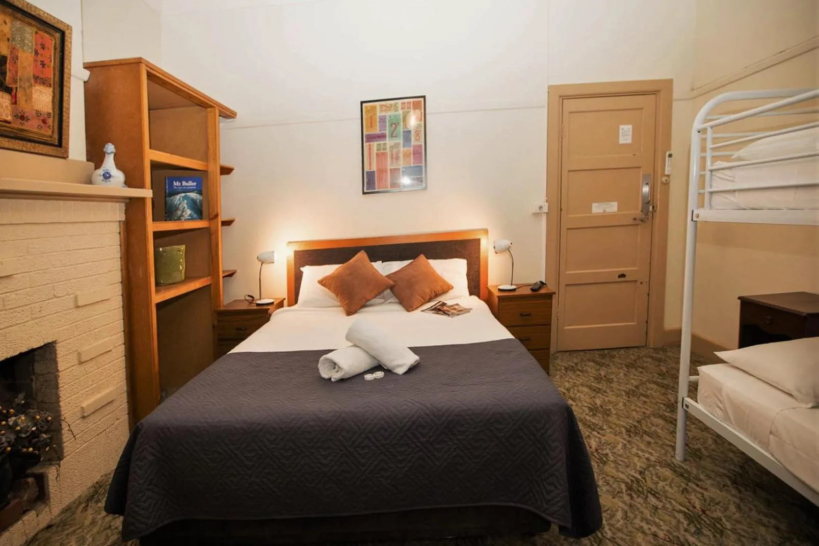 Bed in Delatite Hotel