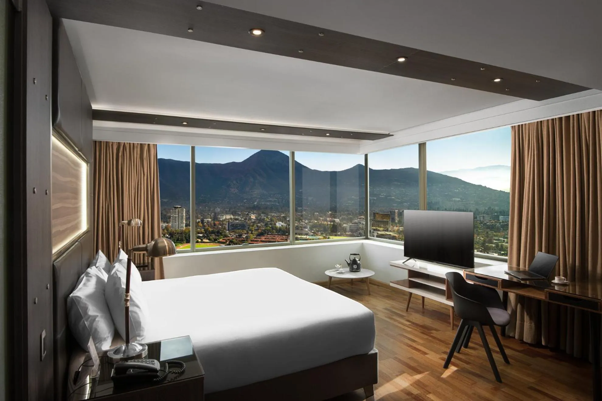 Photo of the whole room, Bed in Boulevard Suites Ferrat