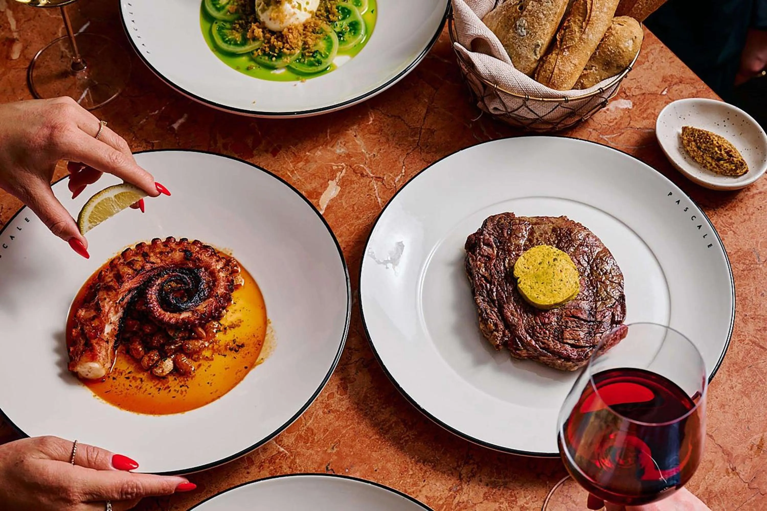 Restaurant/places to eat in QT Melbourne