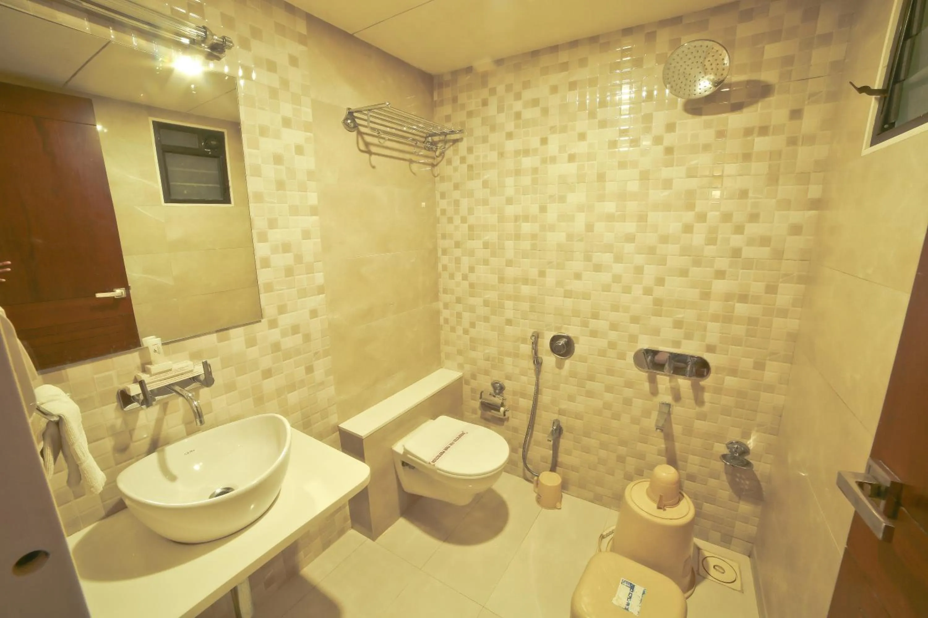 Bathroom in Hotel Grand Pragati