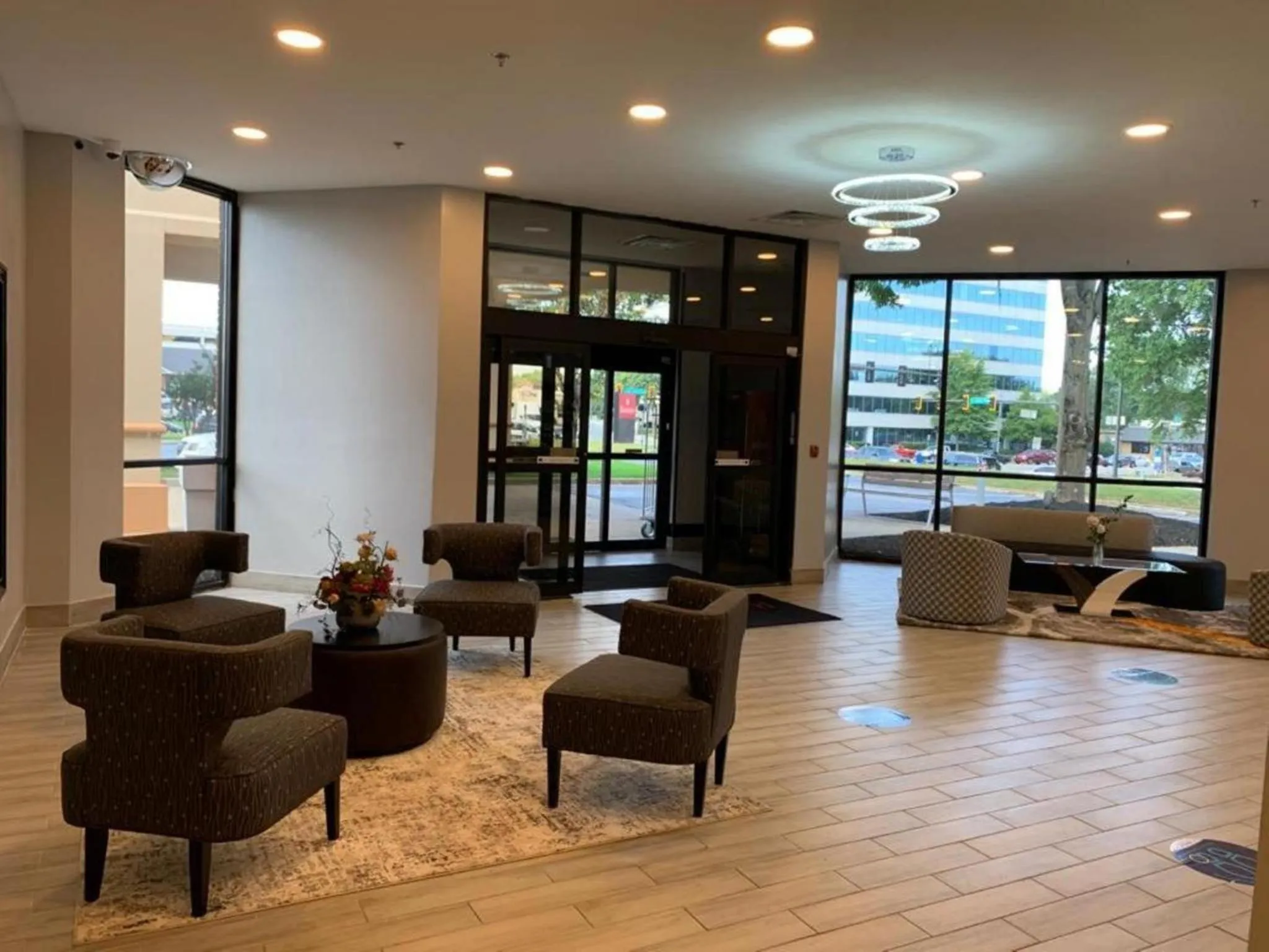 Lobby or reception in Ramada by Wyndham Gainesville