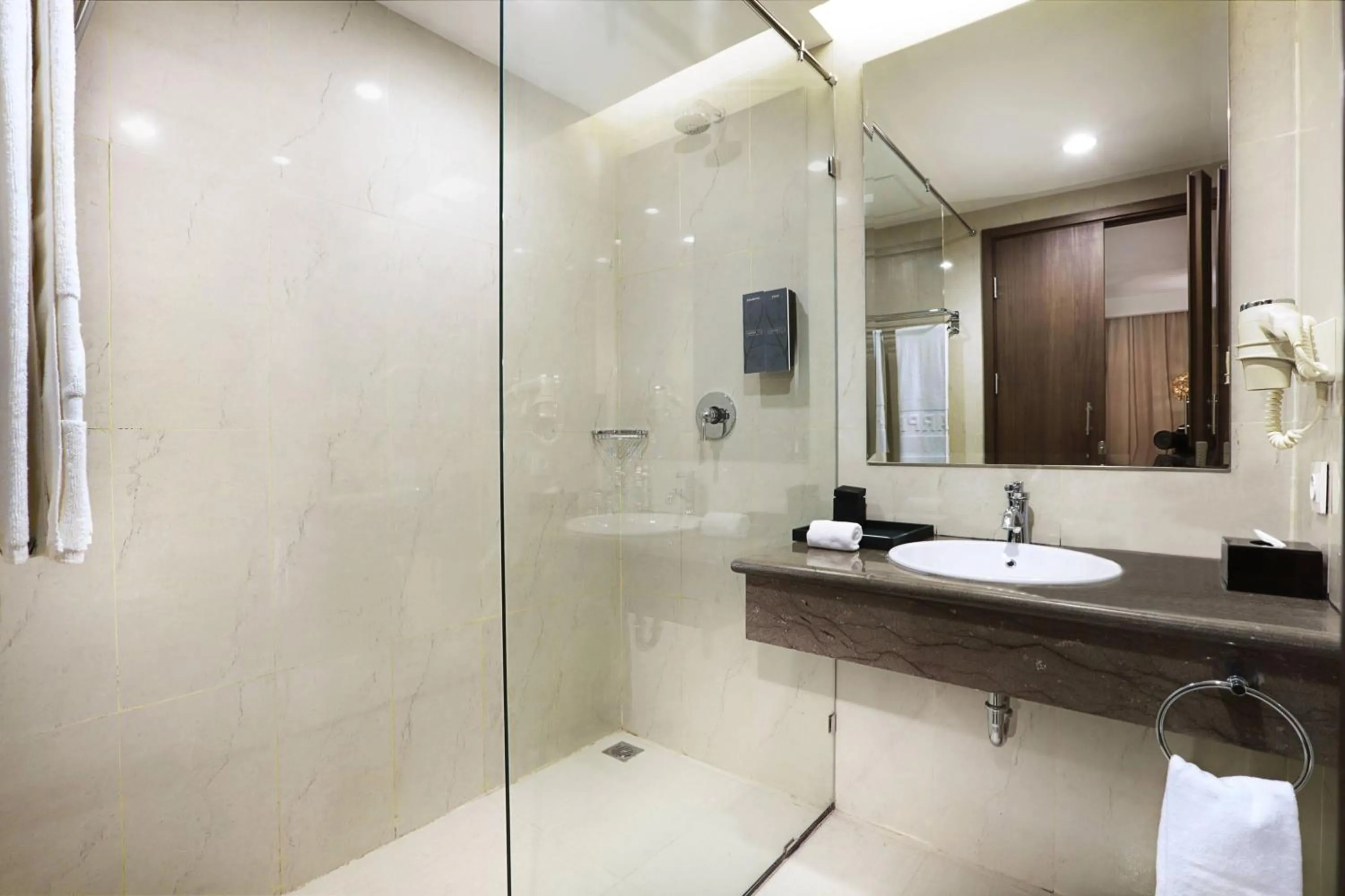 Harper Perintis by ASTON