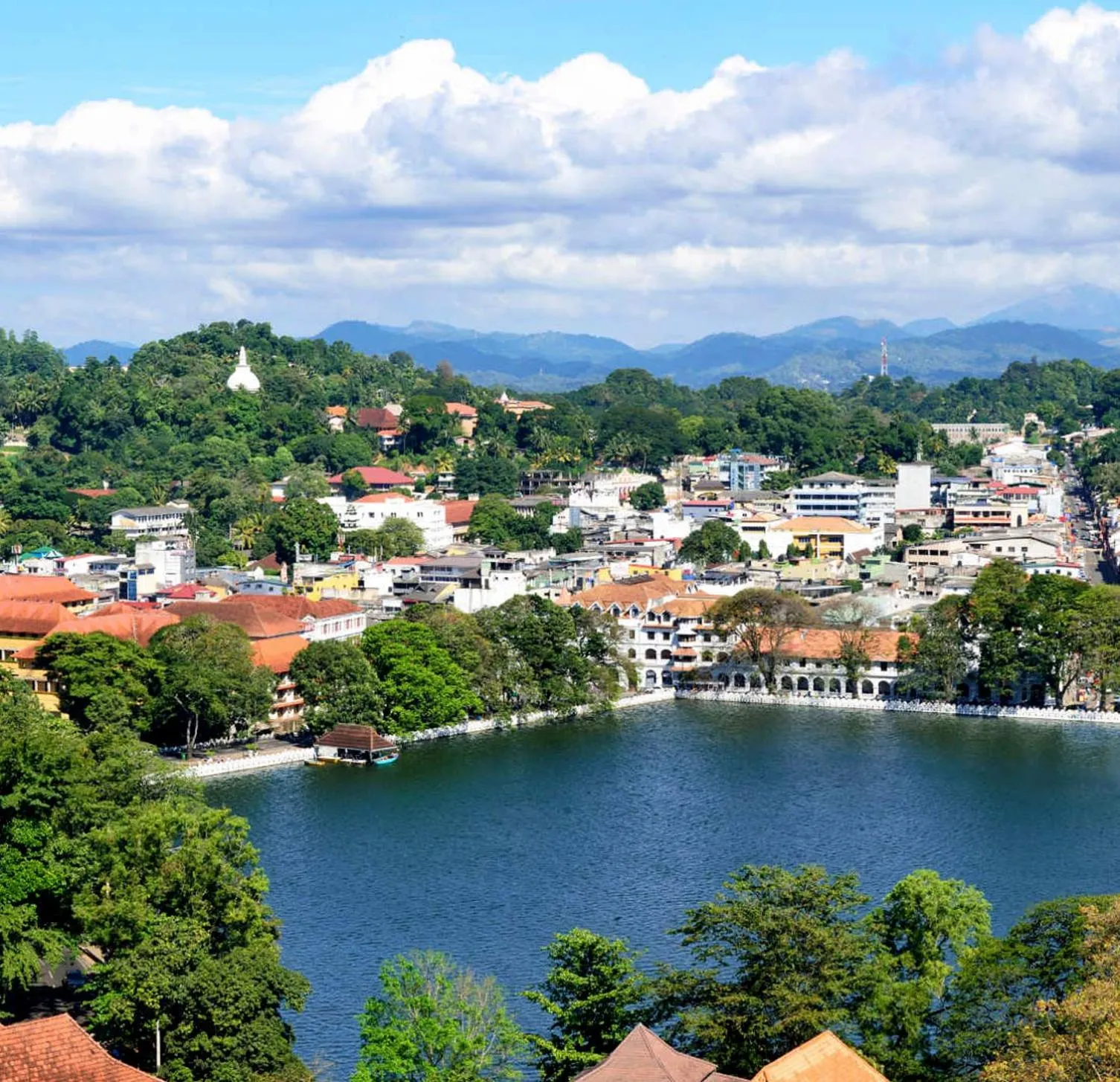 Cloud Inn Kandy Homestay - Near Temple of Tooth