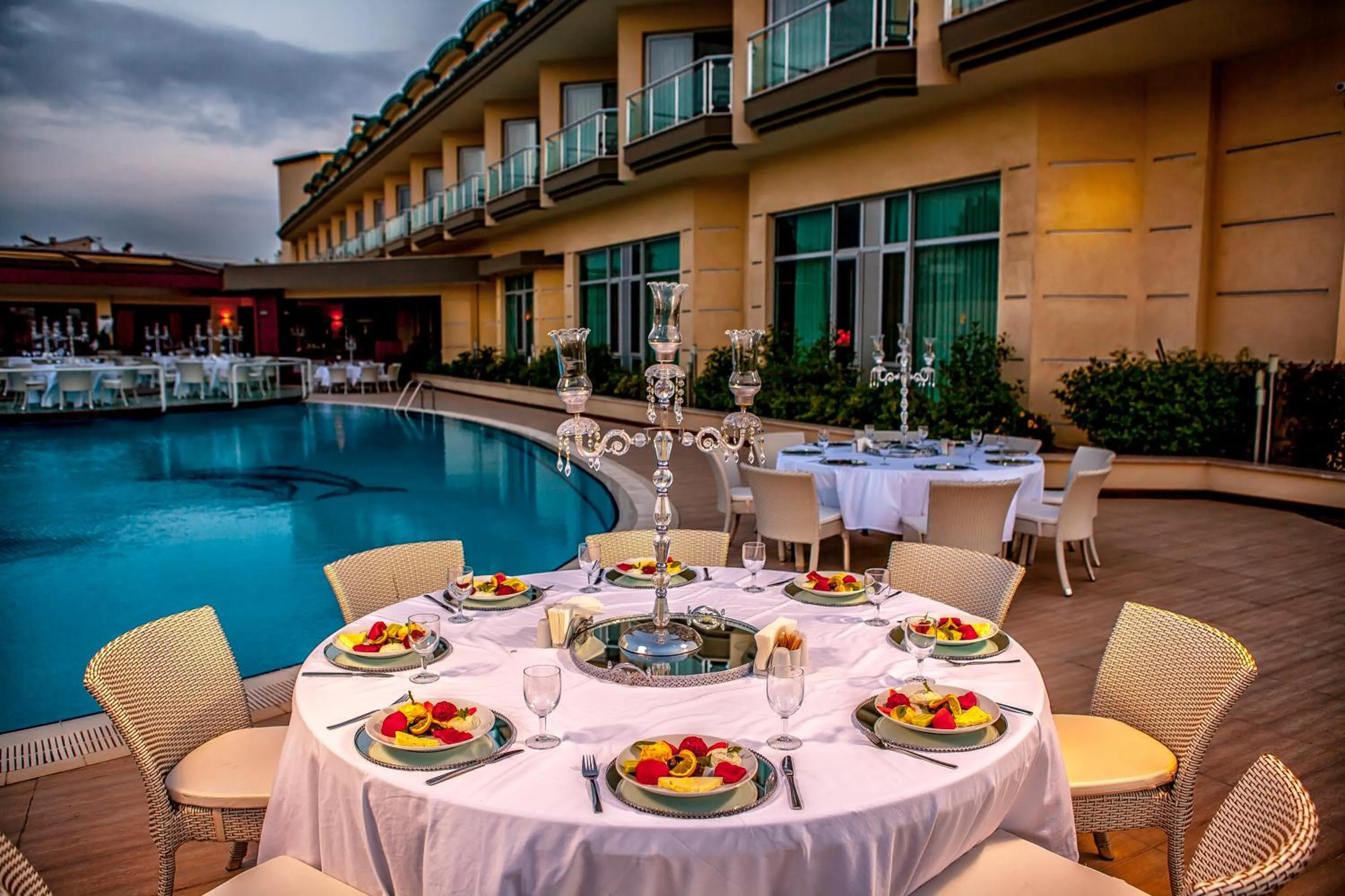 Restaurant/places to eat in Hotel Hegsagone Marine Asia