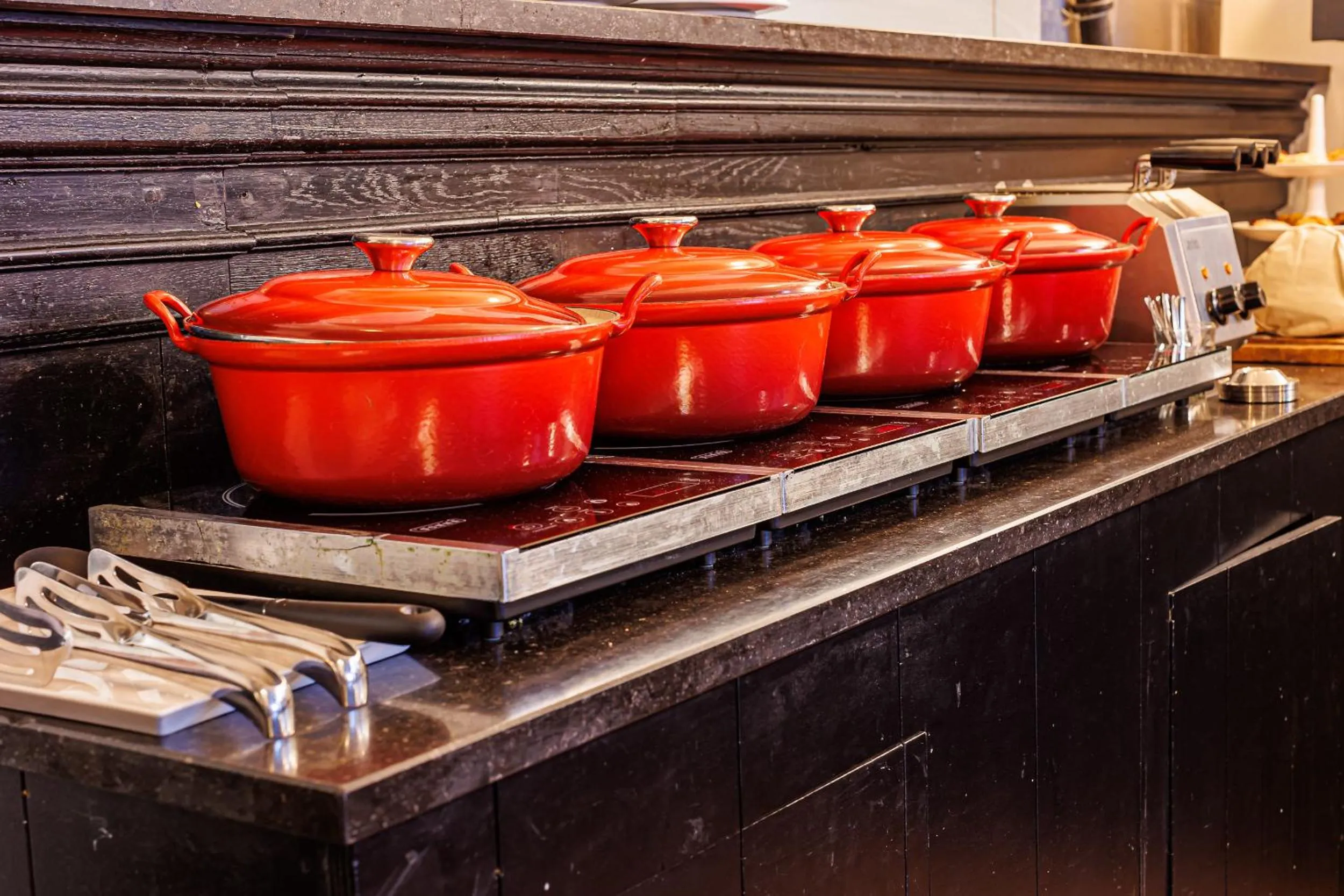 Kitchen or kitchenette in Grand Hotel Alkmaar