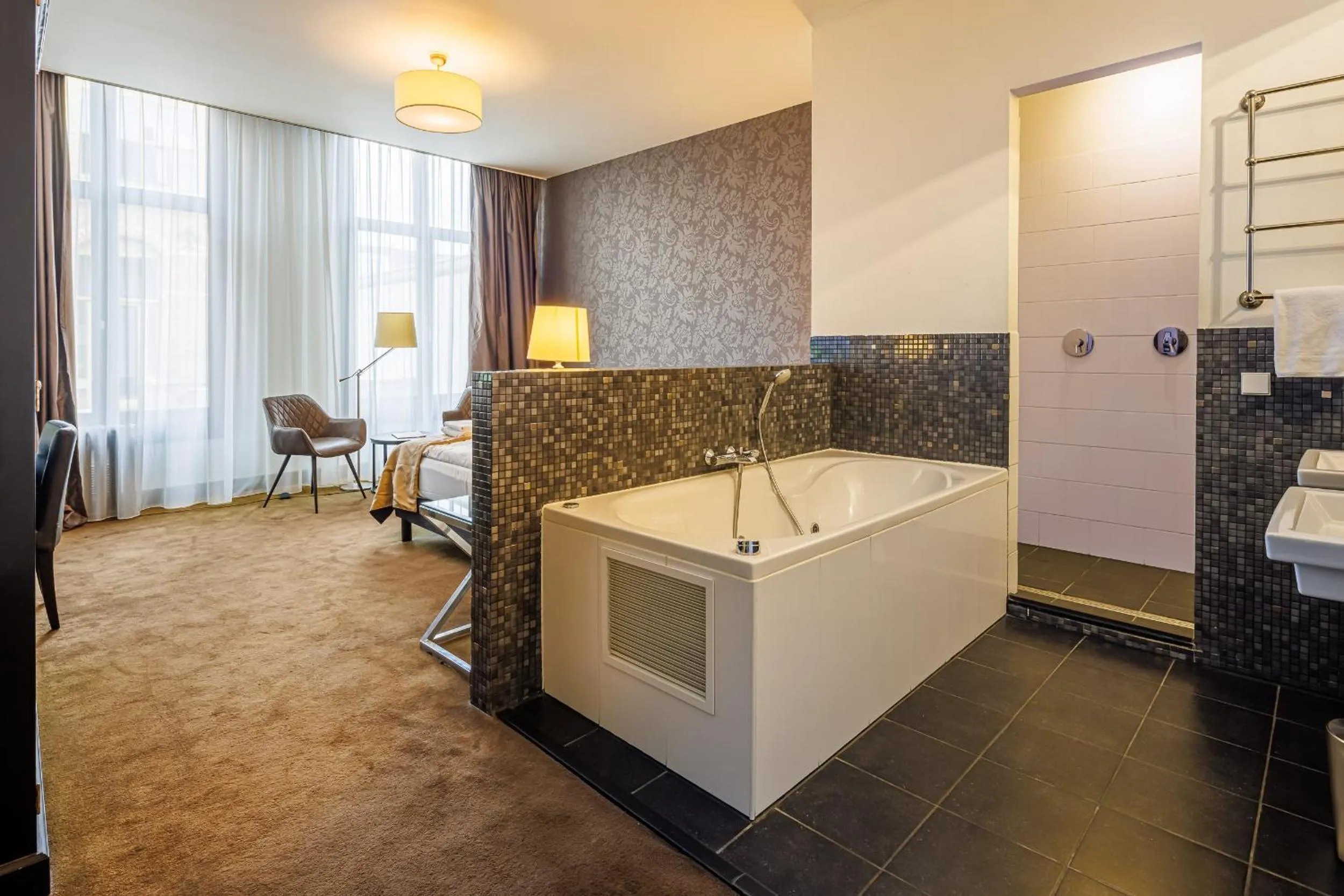 Shower in Grand Hotel Alkmaar