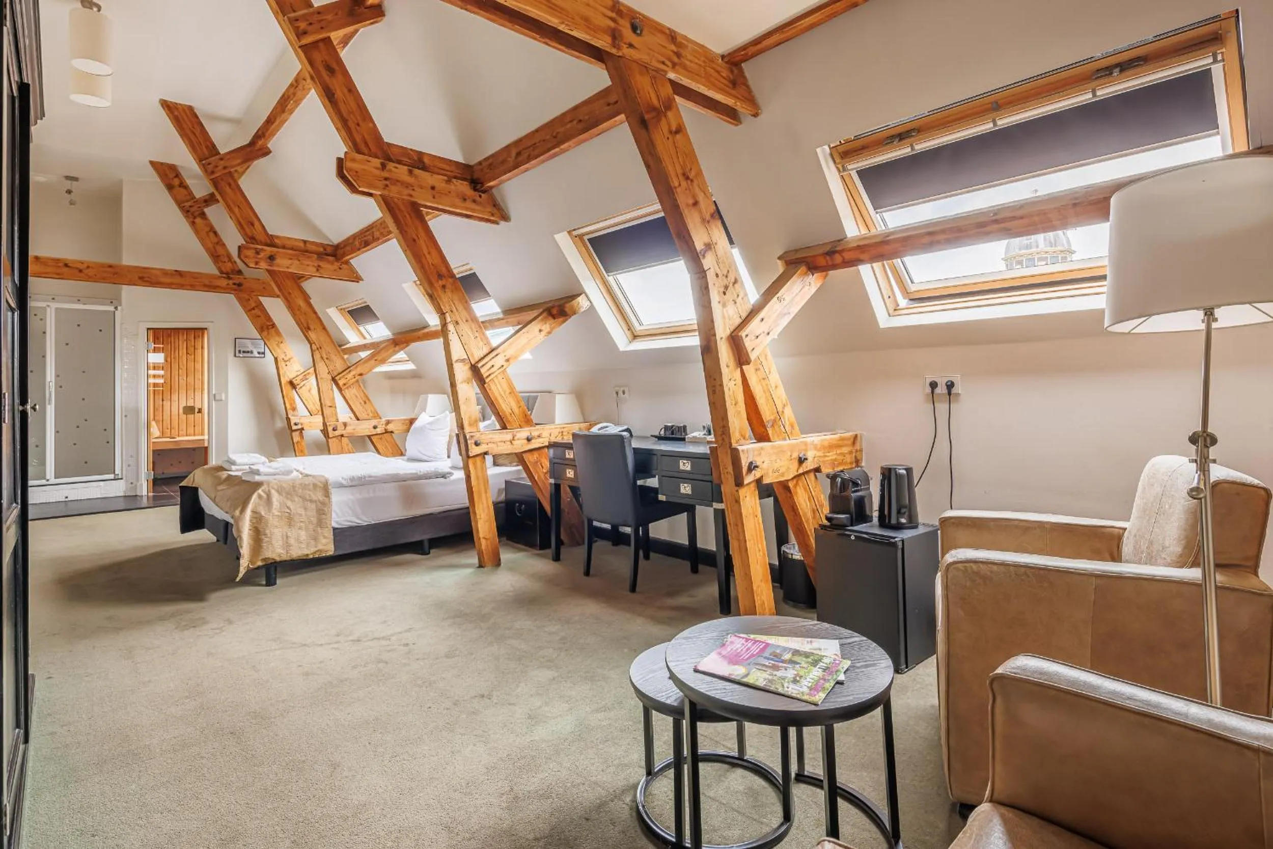 Bed in Grand Hotel Alkmaar