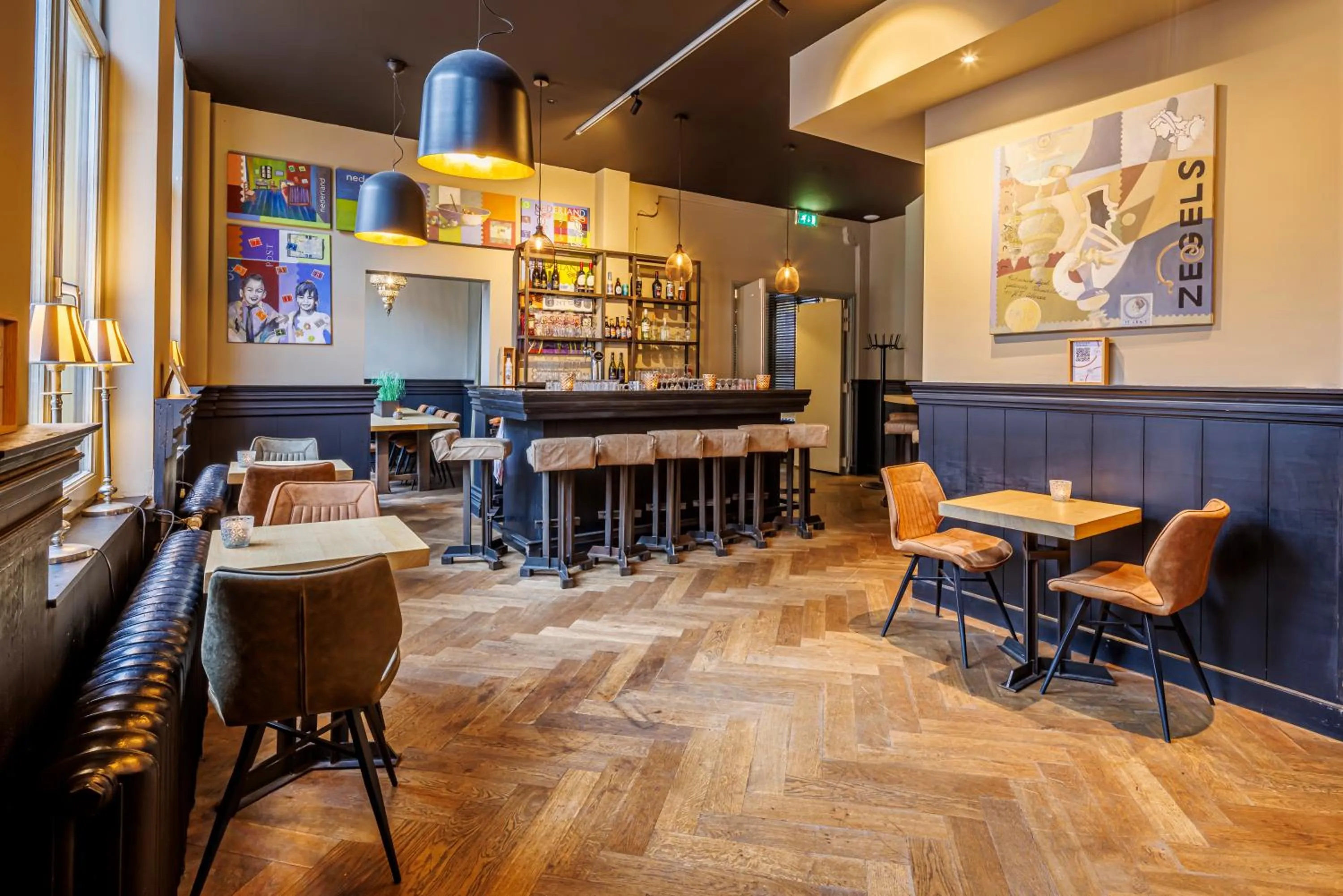 Restaurant/places to eat in Grand Hotel Alkmaar