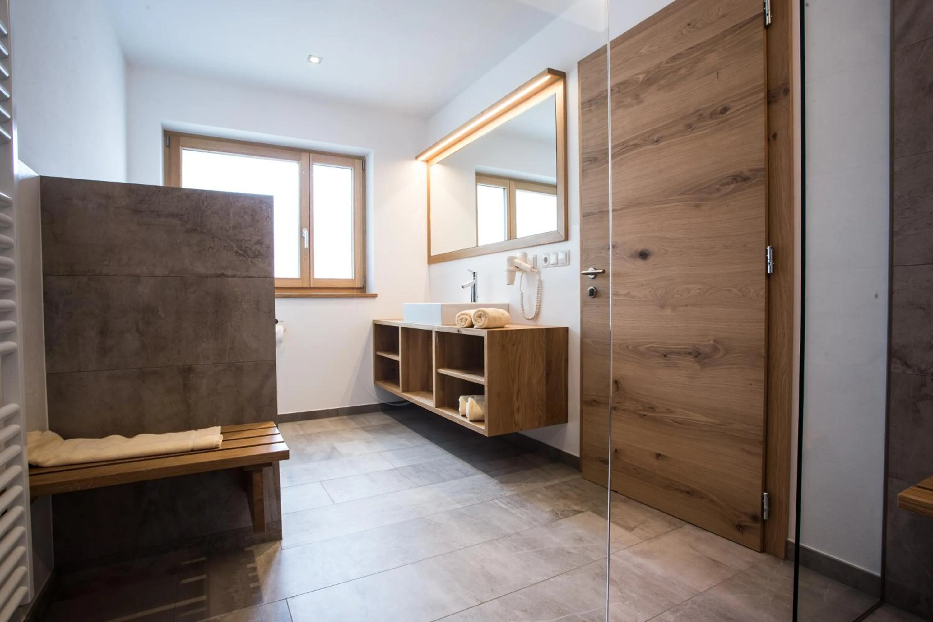 Shower in Bauernhofresidence Leierhof