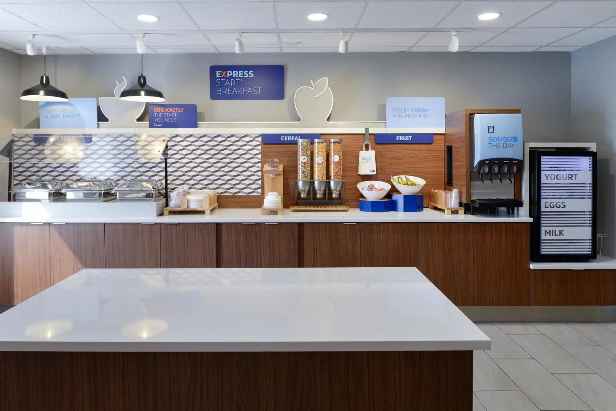 Breakfast in Holiday Inn Express Hotel and Suites Marysville by IHG