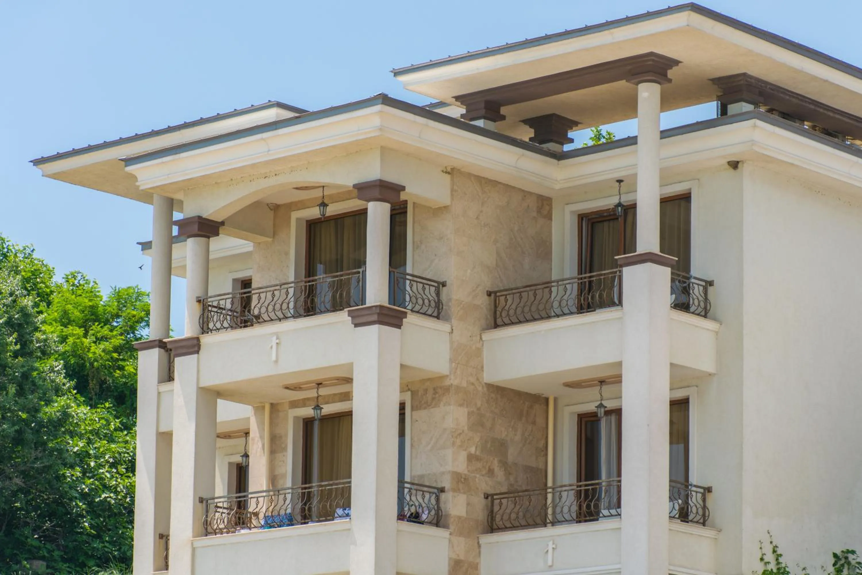 Property building in Paraiso Theopolis - All Inclusive