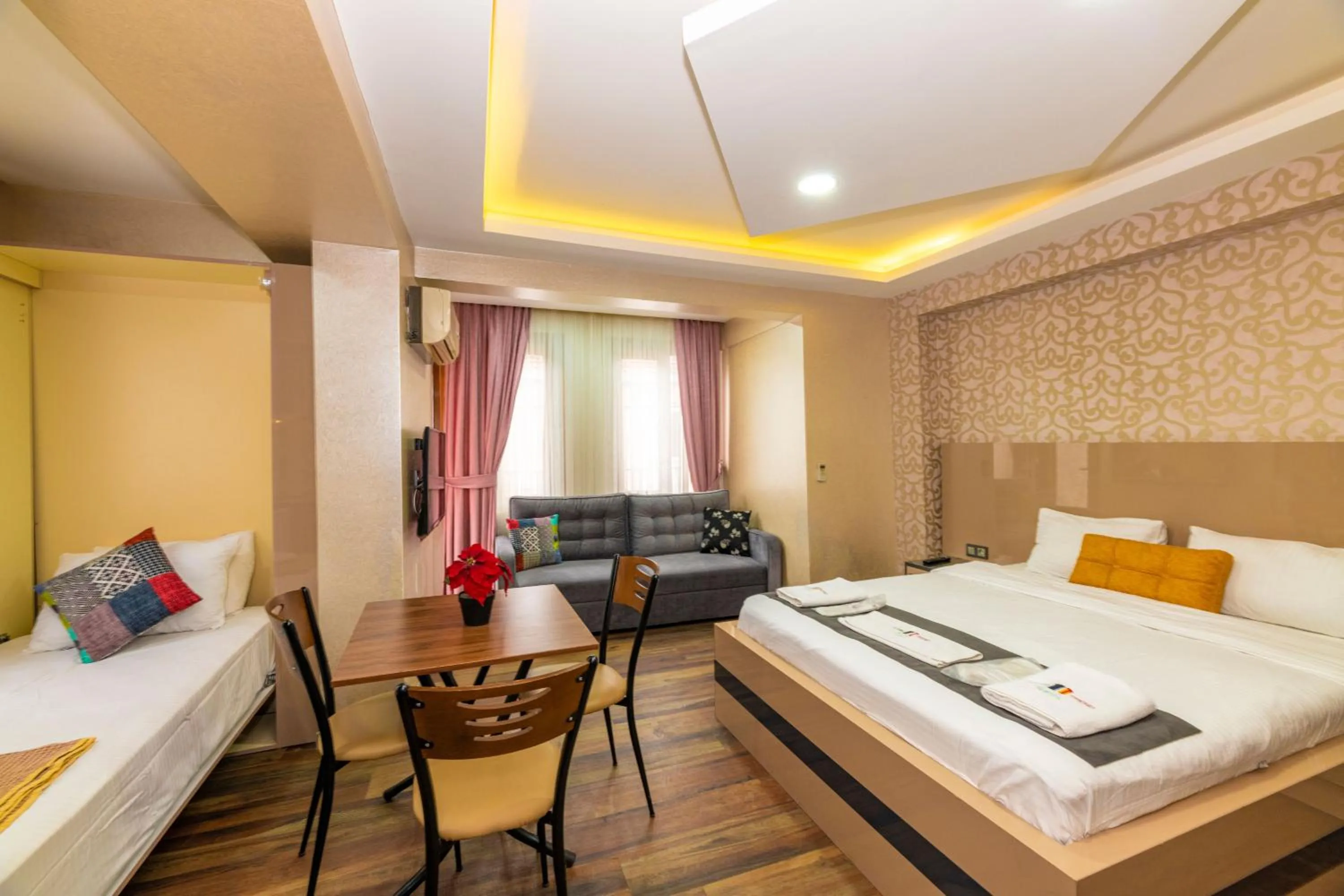 Photo of the whole room, Bed in Taxim Trend Apart