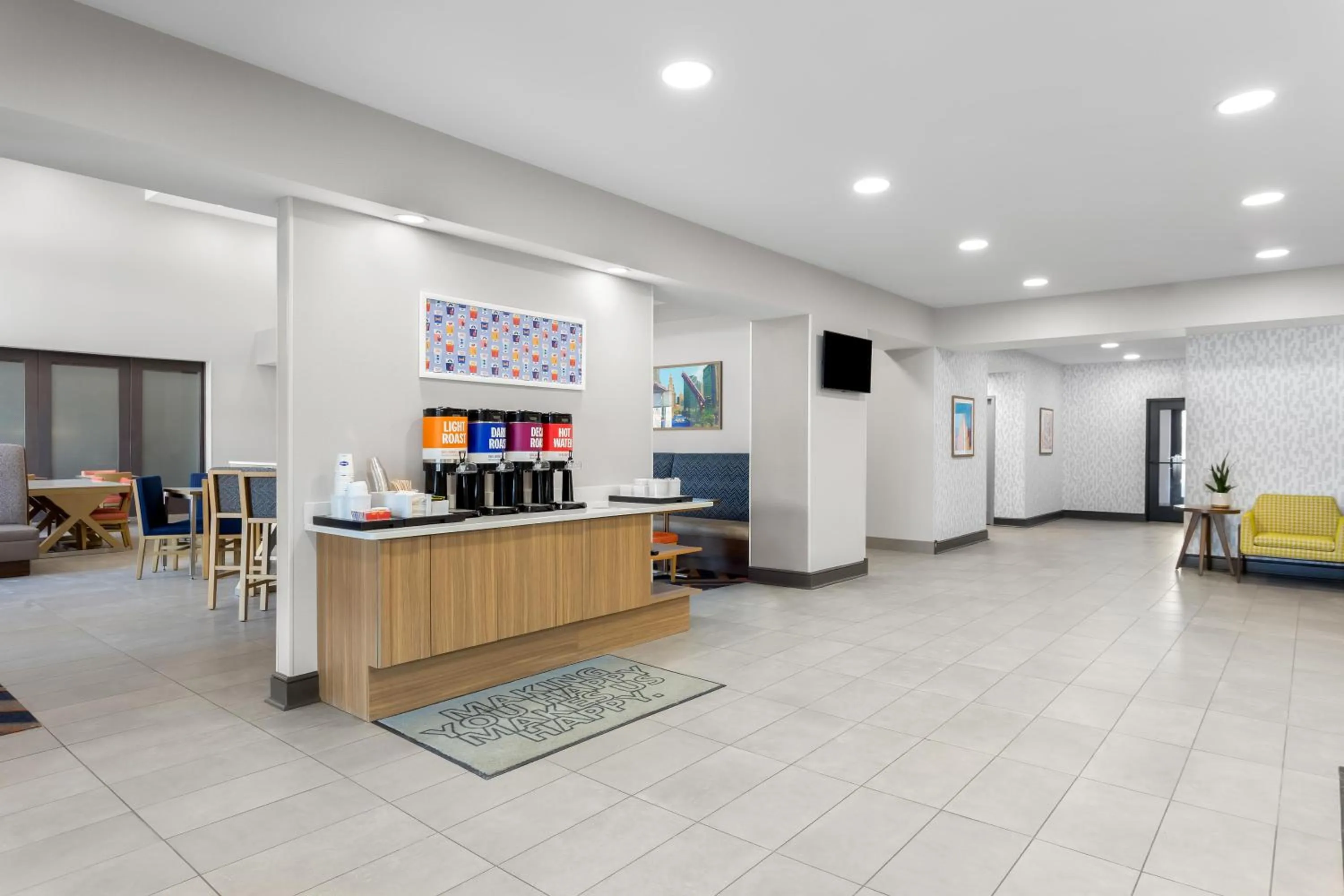 Lobby or reception in Hampton Inn & Suites Chicago Deer Park