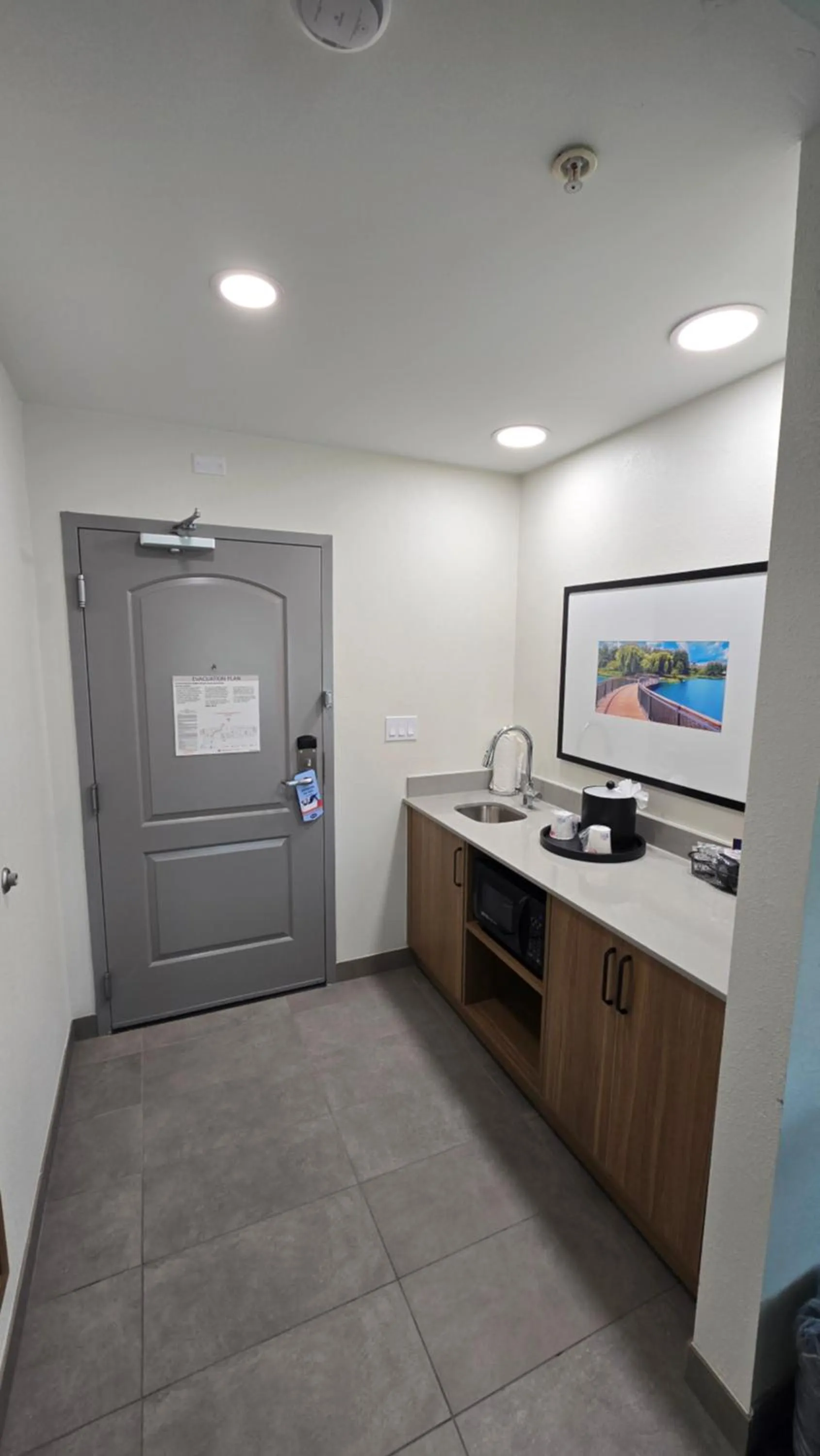 Bedroom in Hampton Inn & Suites Chicago Deer Park