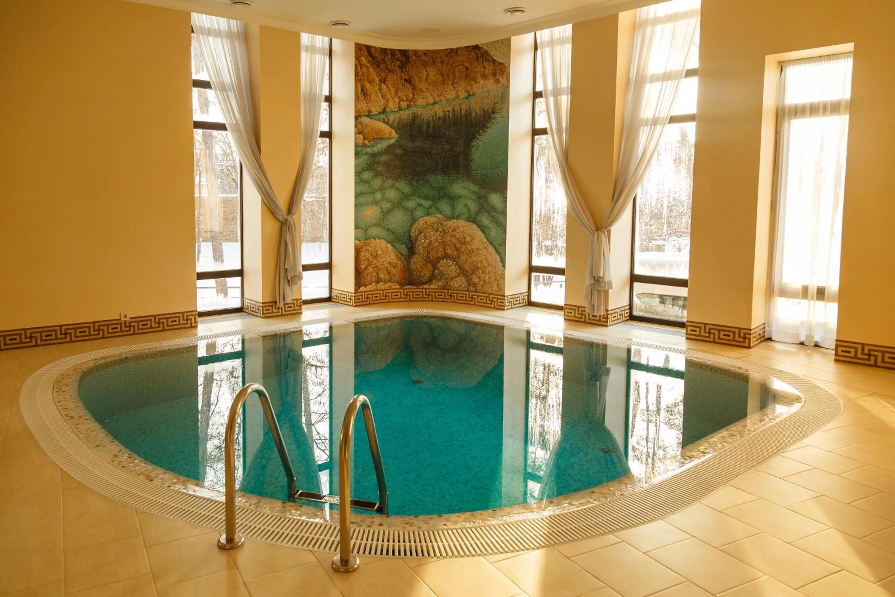 Swimming pool in City Holiday Resort & SPA