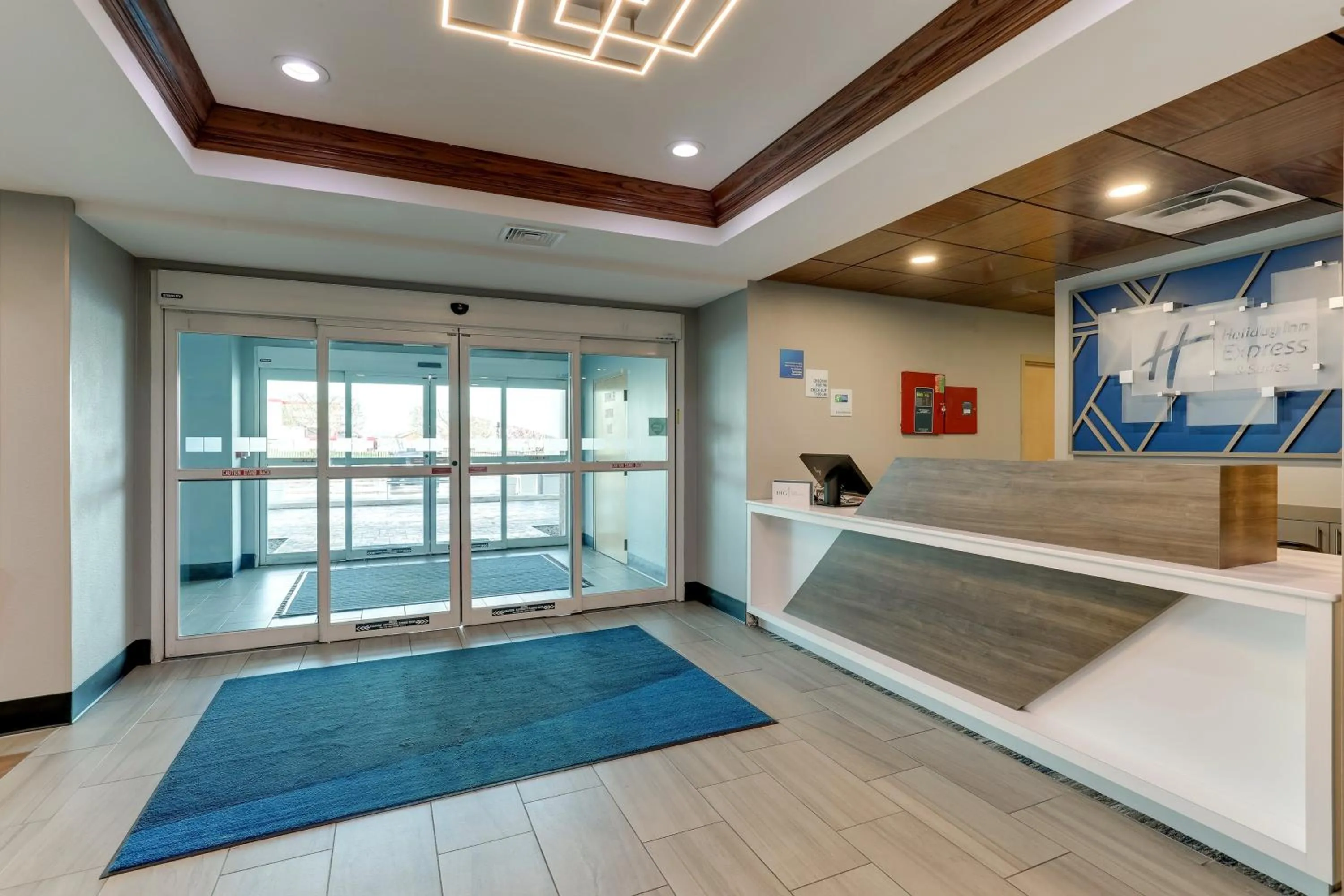 Property building in Holiday Inn Express Hotel & Suites Richmond by IHG