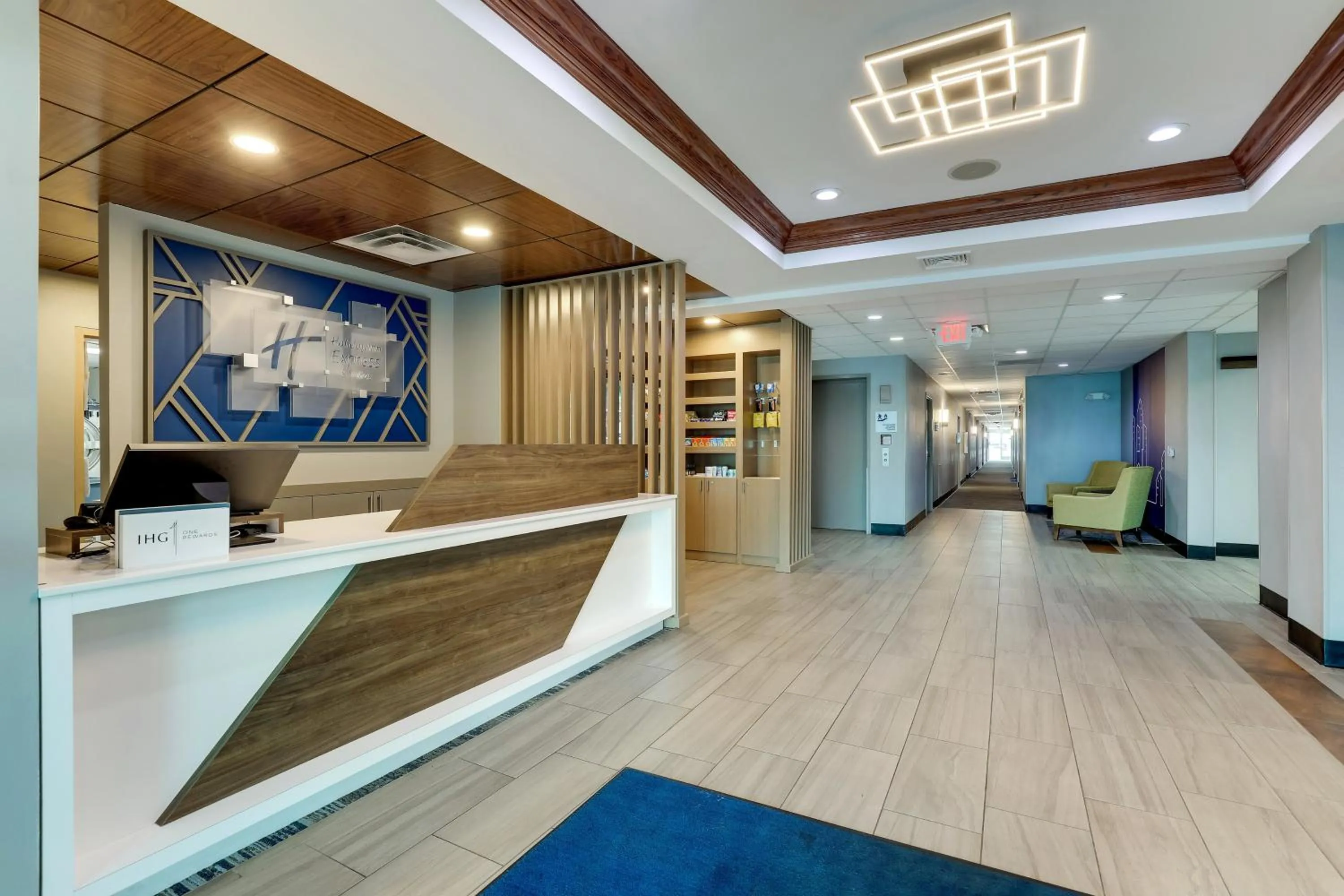 Property building in Holiday Inn Express Hotel & Suites Richmond by IHG