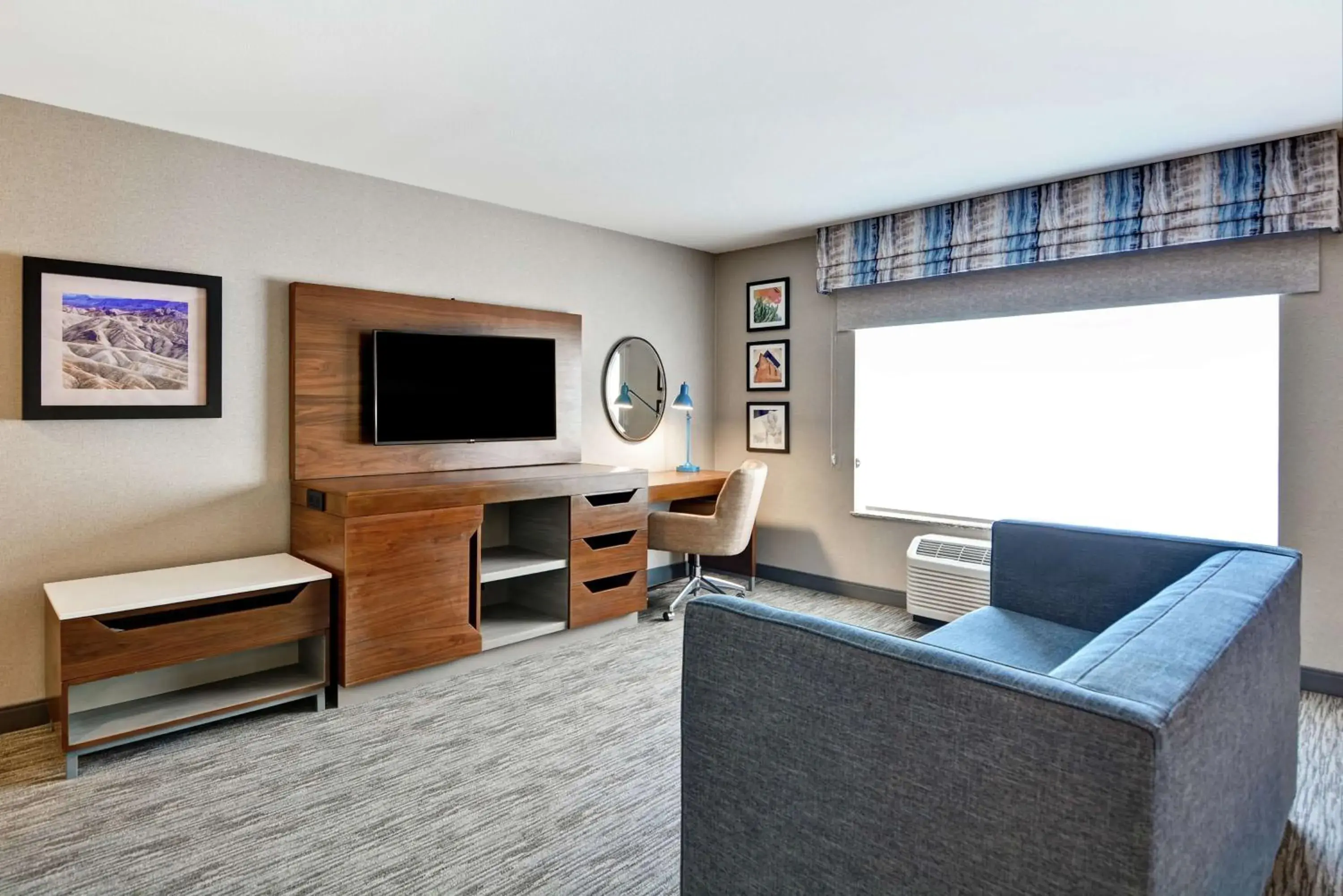 King Studio Suite with Sofa Bed - Non-Smoking in Hampton Inn Moab Arches National Park King Studio Suite with Sofa Bed - Non-Smoking in Hampton Inn Moab Arches National Park