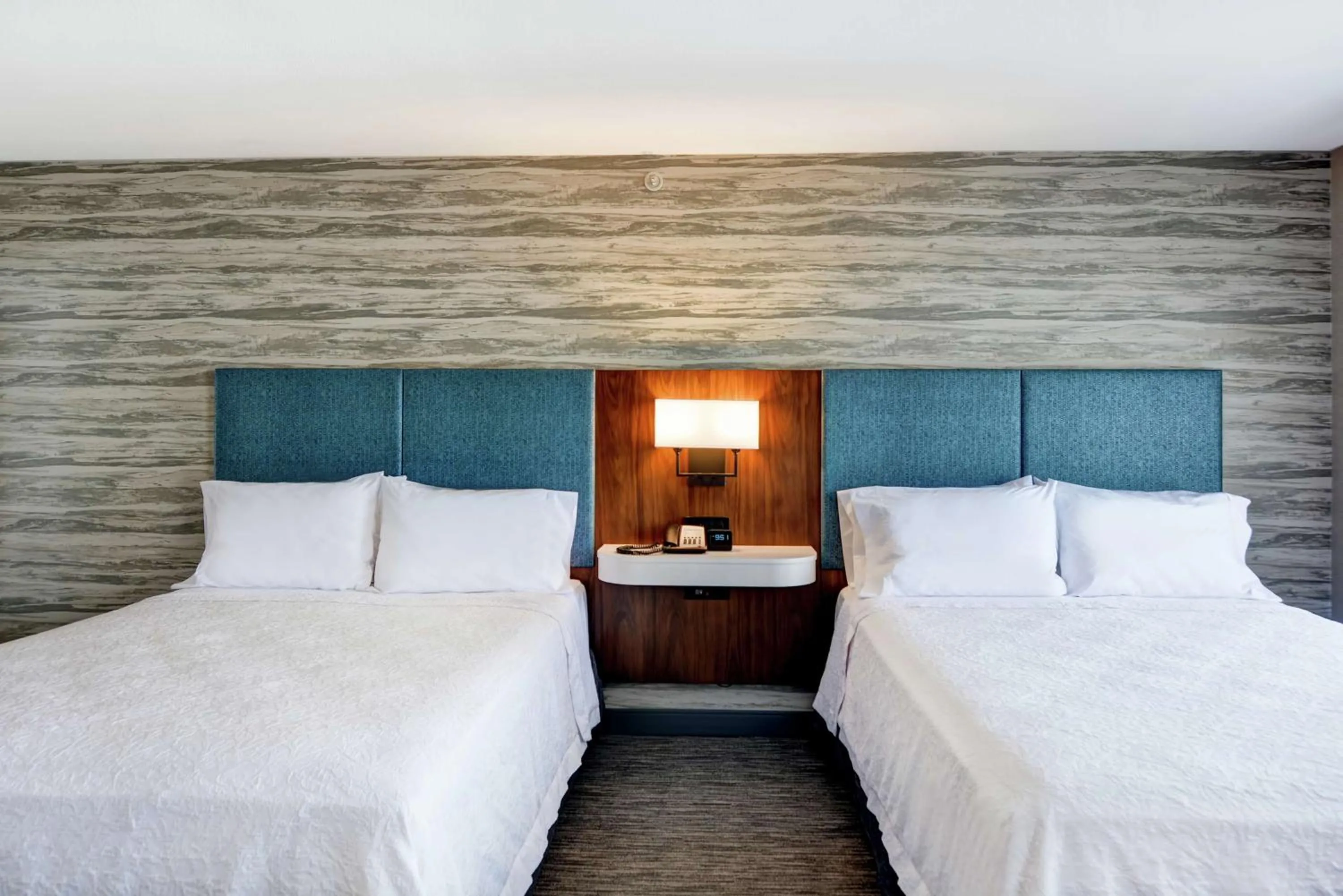 Bed in Hampton Inn Moab Arches National Park