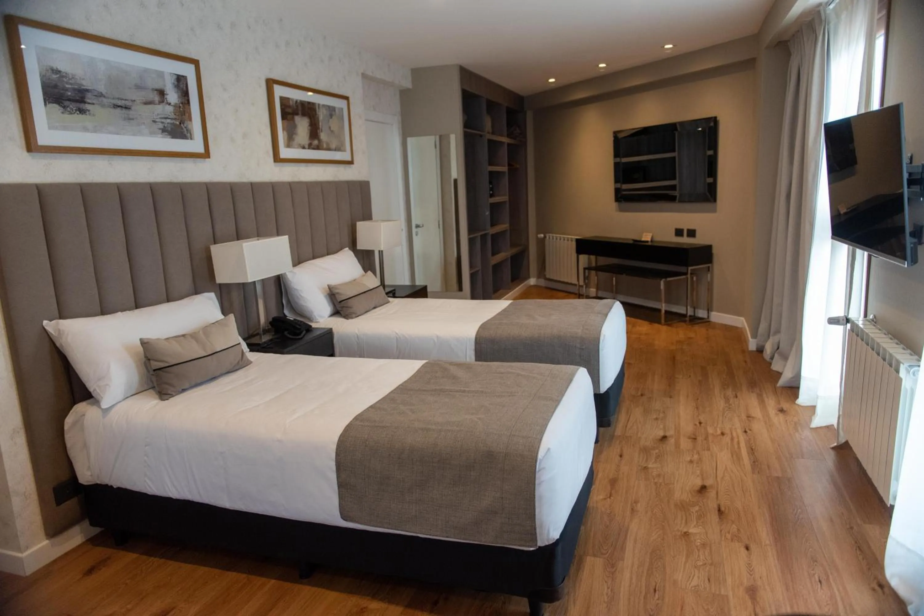 Bedroom, Bed in Hotel Albatros