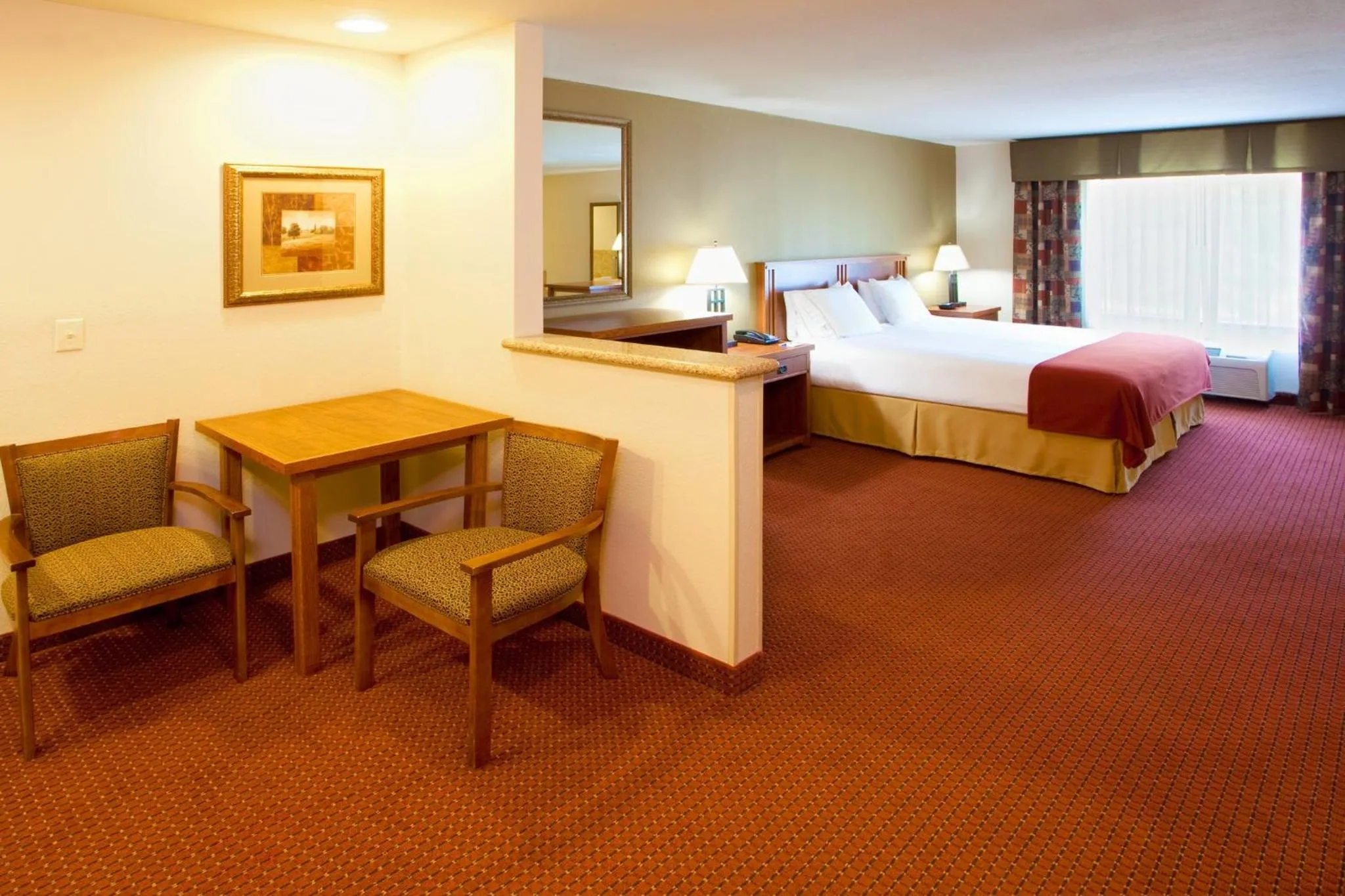 Photo of the whole room, Bed in Holiday Inn Express Hotel & Suites Weston by IHG