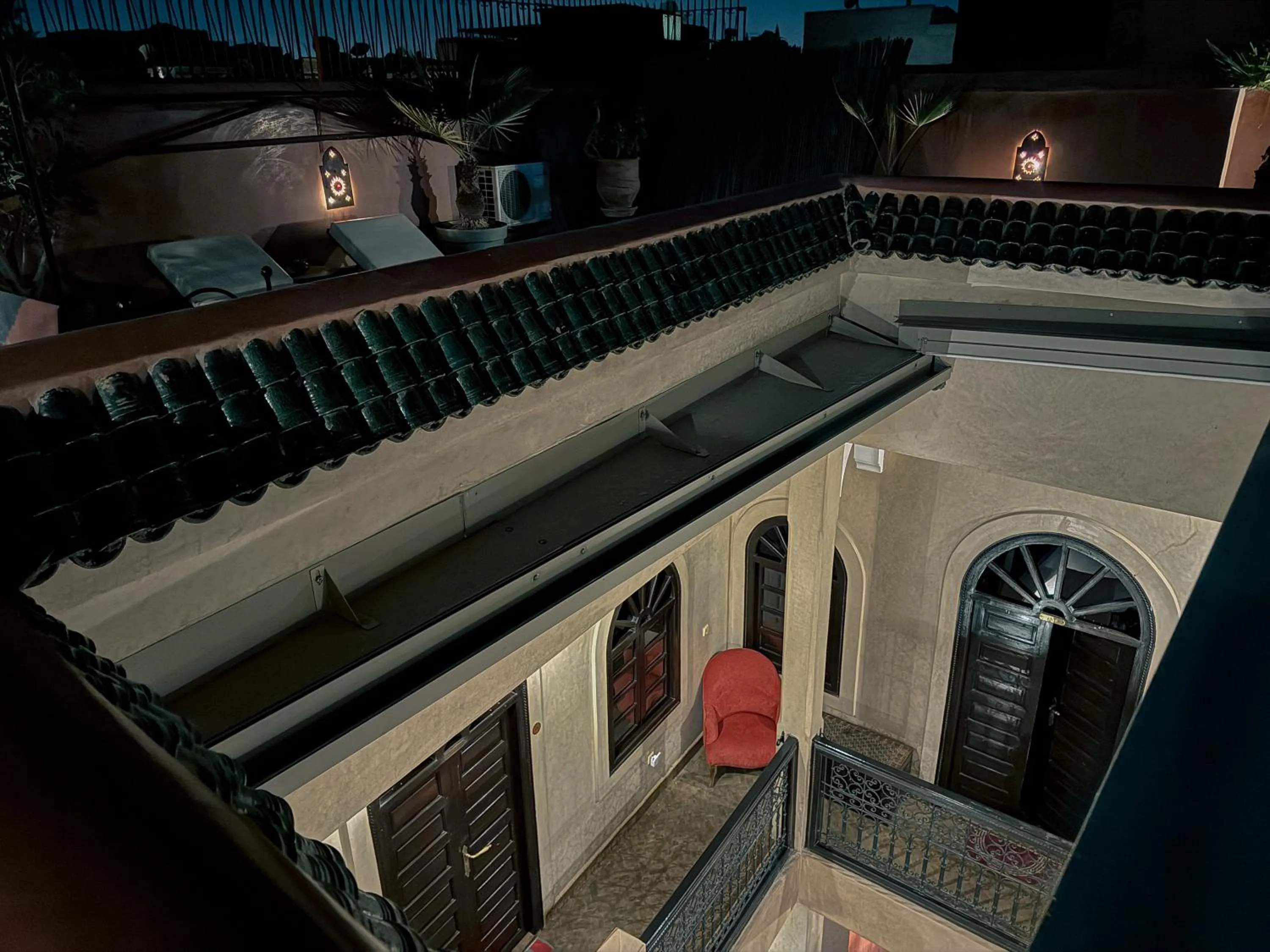 Night in Riad Lapis-lazuli