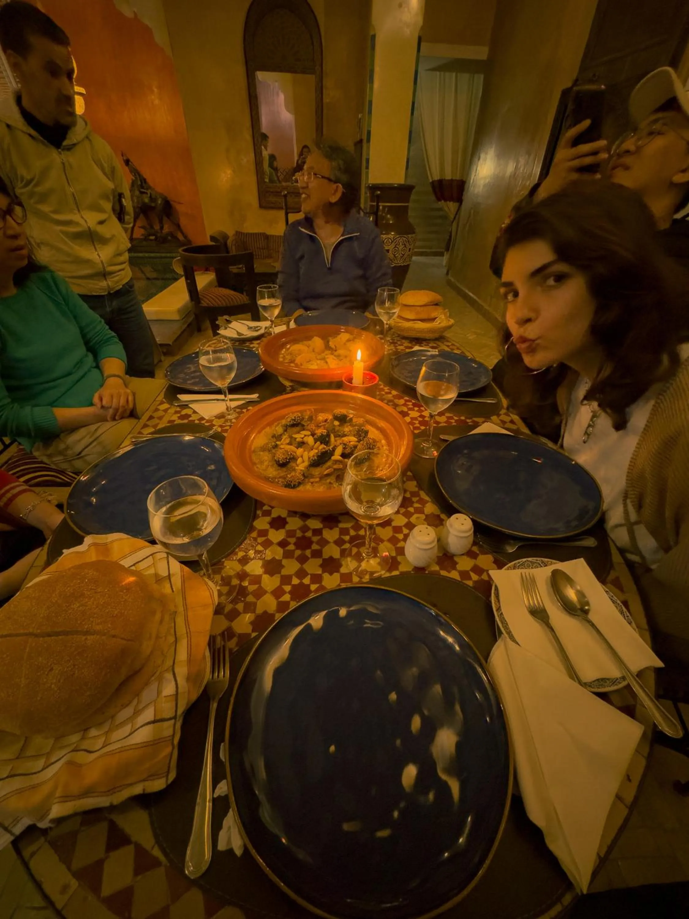 Restaurant/places to eat in Riad Lapis-lazuli