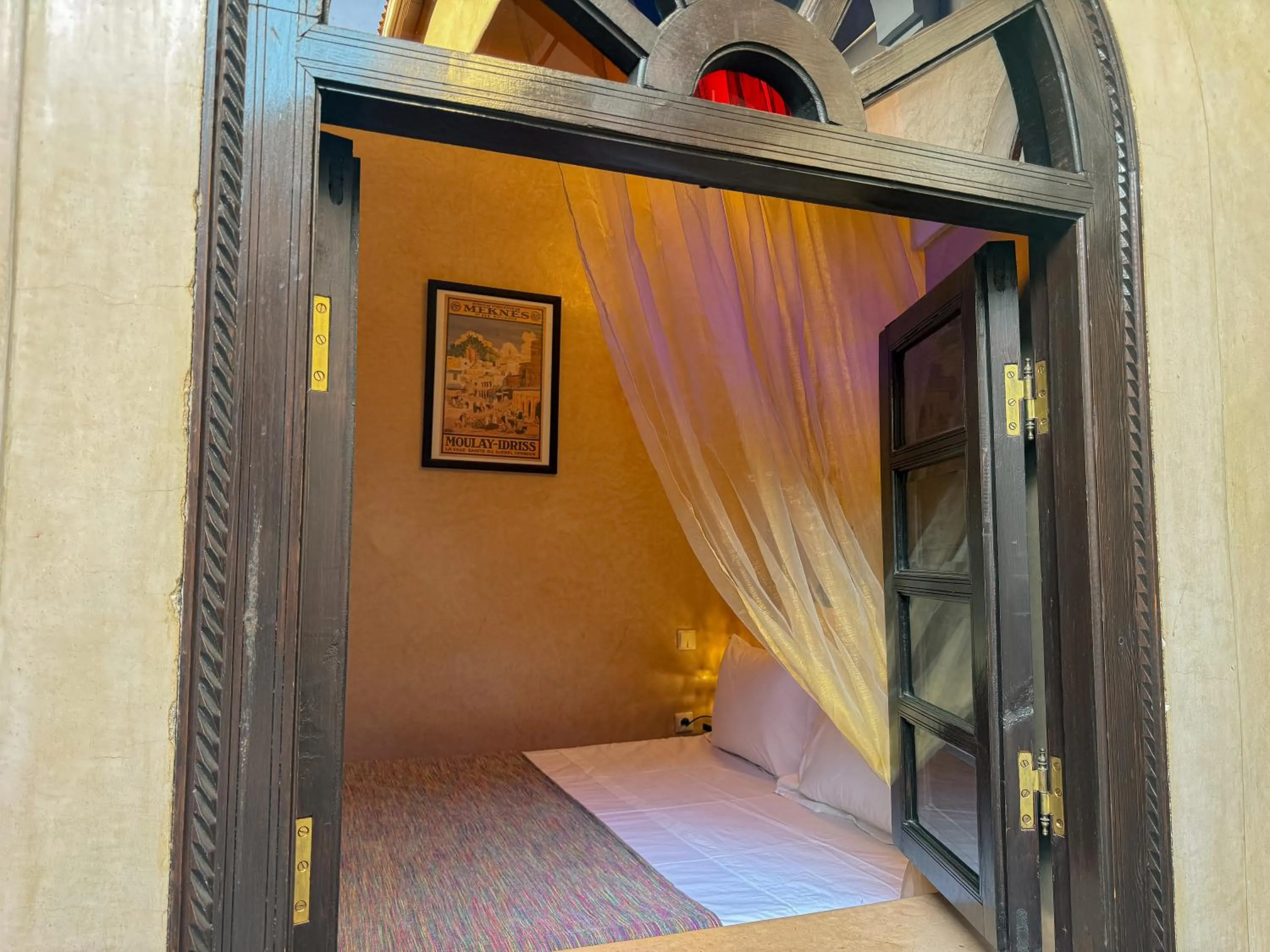 Bed in Riad Lapis-lazuli